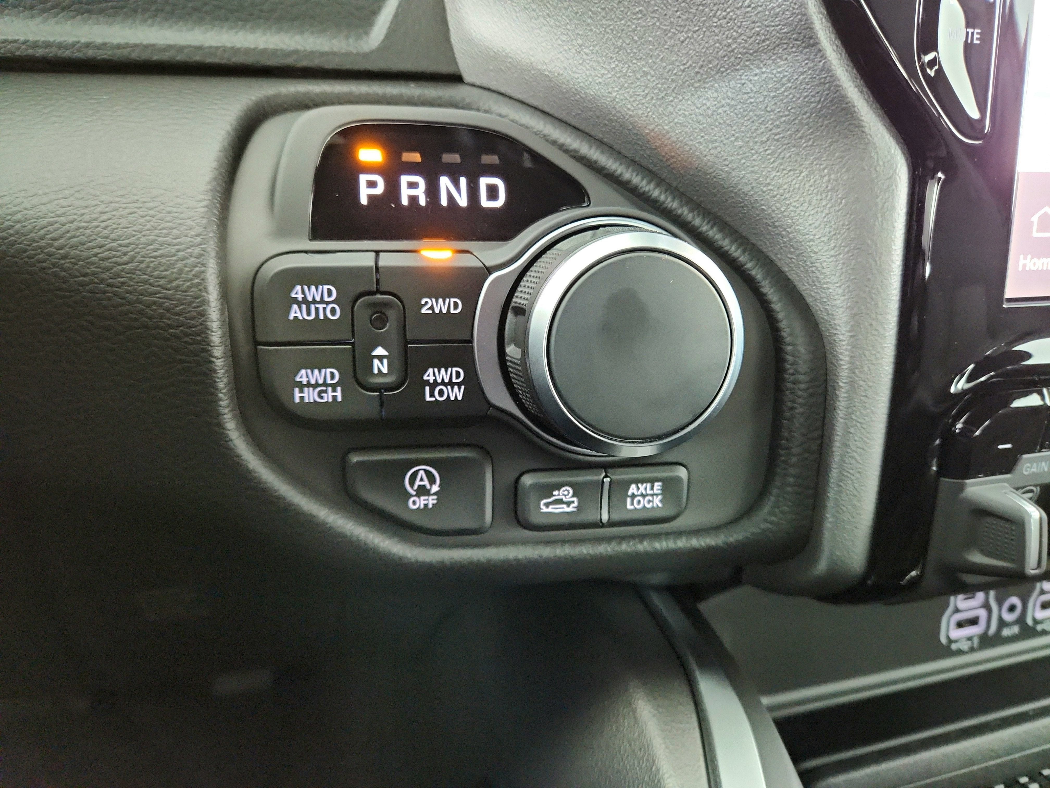 2026 RAM Ram 1500 RAM 1500 BIGHORN/LONESTAR CREW 4X4 (144.5 IN WB 5 FT 7 IN BOX)