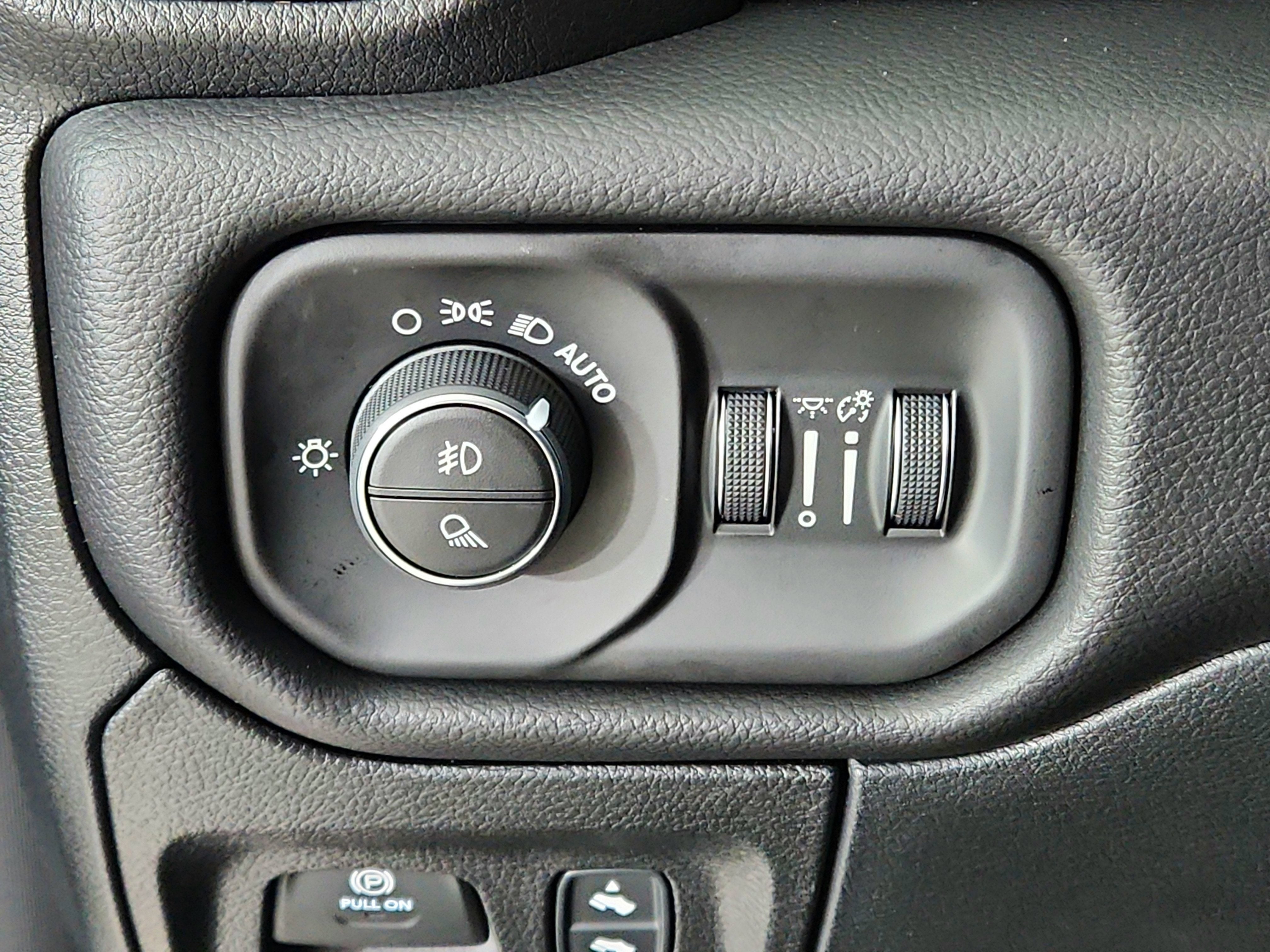 2026 RAM Ram 1500 RAM 1500 BIGHORN/LONESTAR CREW 4X4 (144.5 IN WB 5 FT 7 IN BOX)