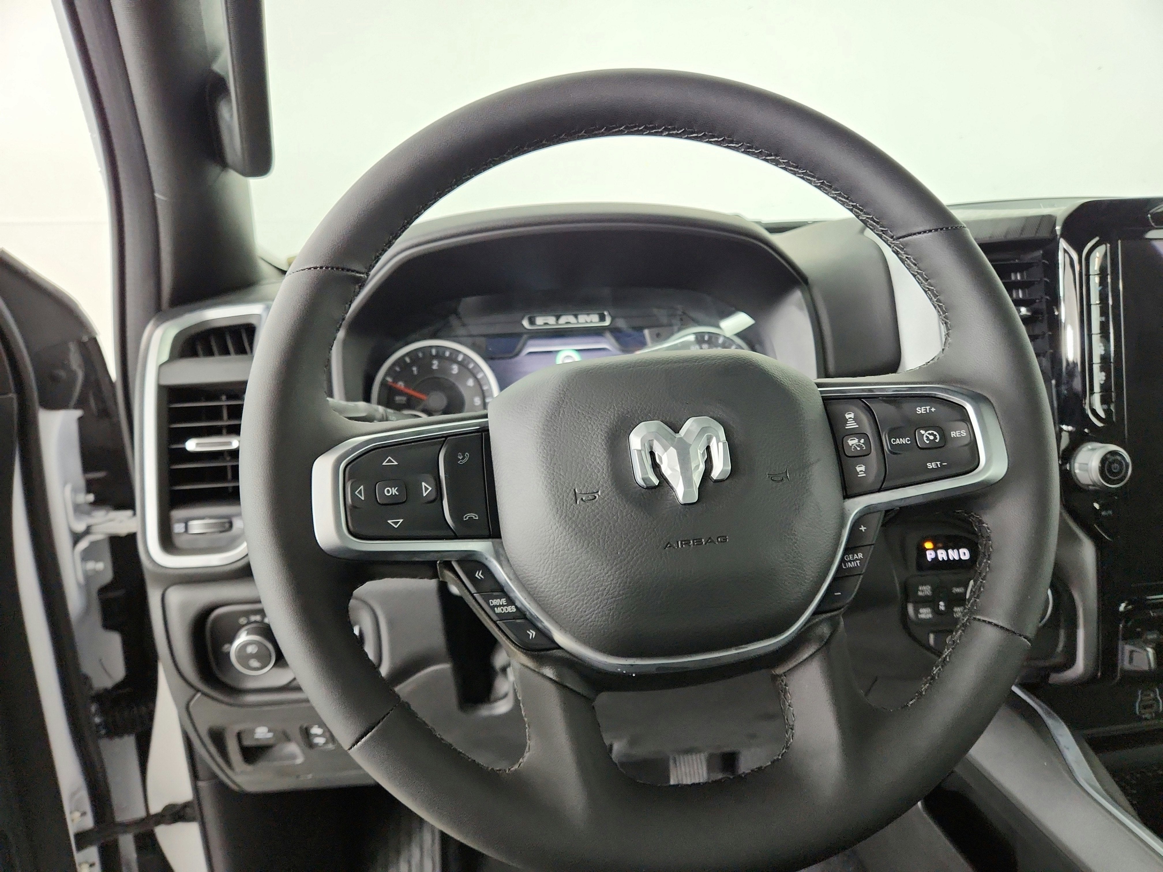 2026 RAM Ram 1500 RAM 1500 BIGHORN/LONESTAR CREW 4X4 (144.5 IN WB 5 FT 7 IN BOX)