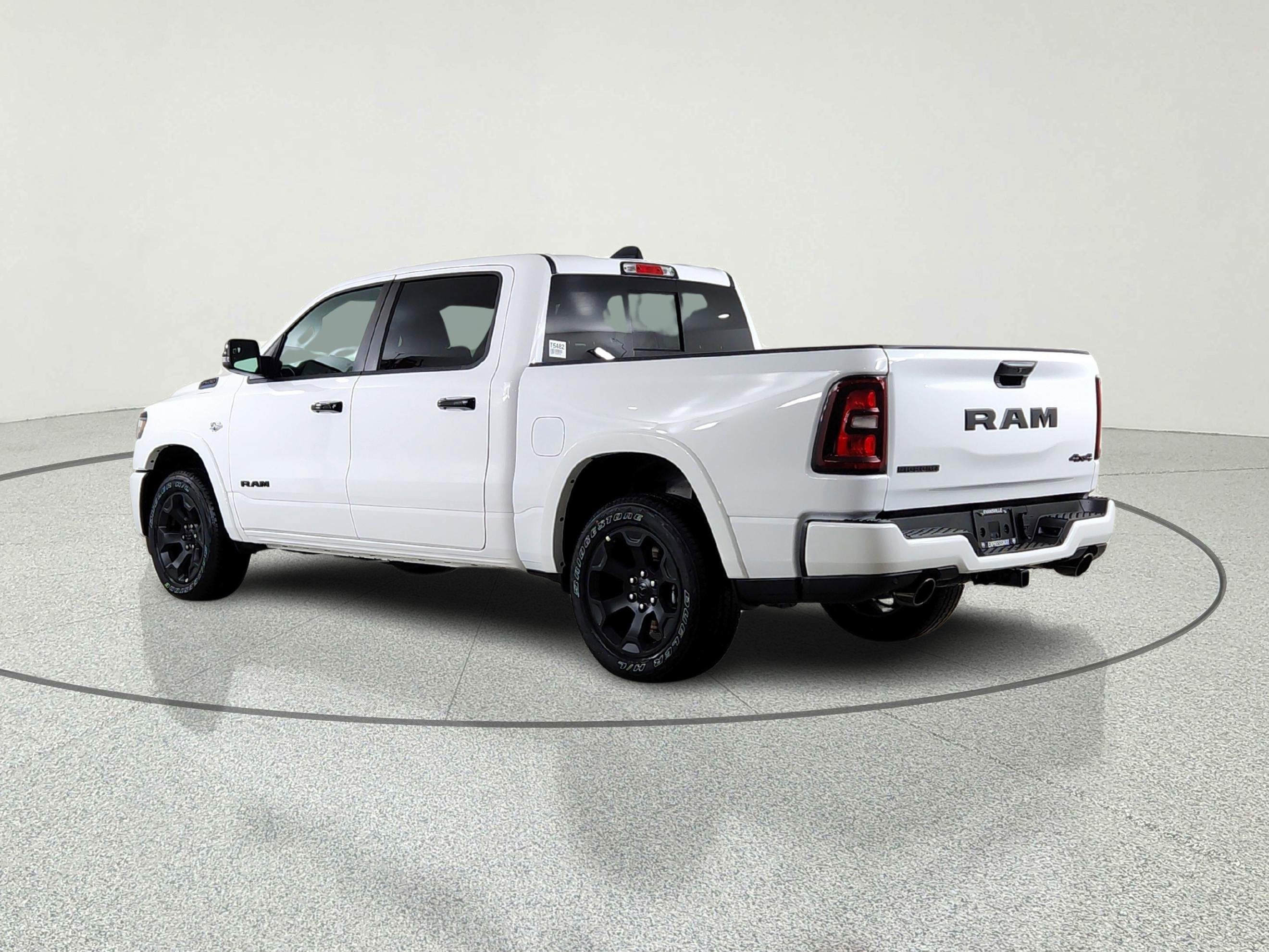 2026 RAM Ram 1500 RAM 1500 BIGHORN/LONESTAR CREW 4X4 (144.5 IN WB 5 FT 7 IN BOX)