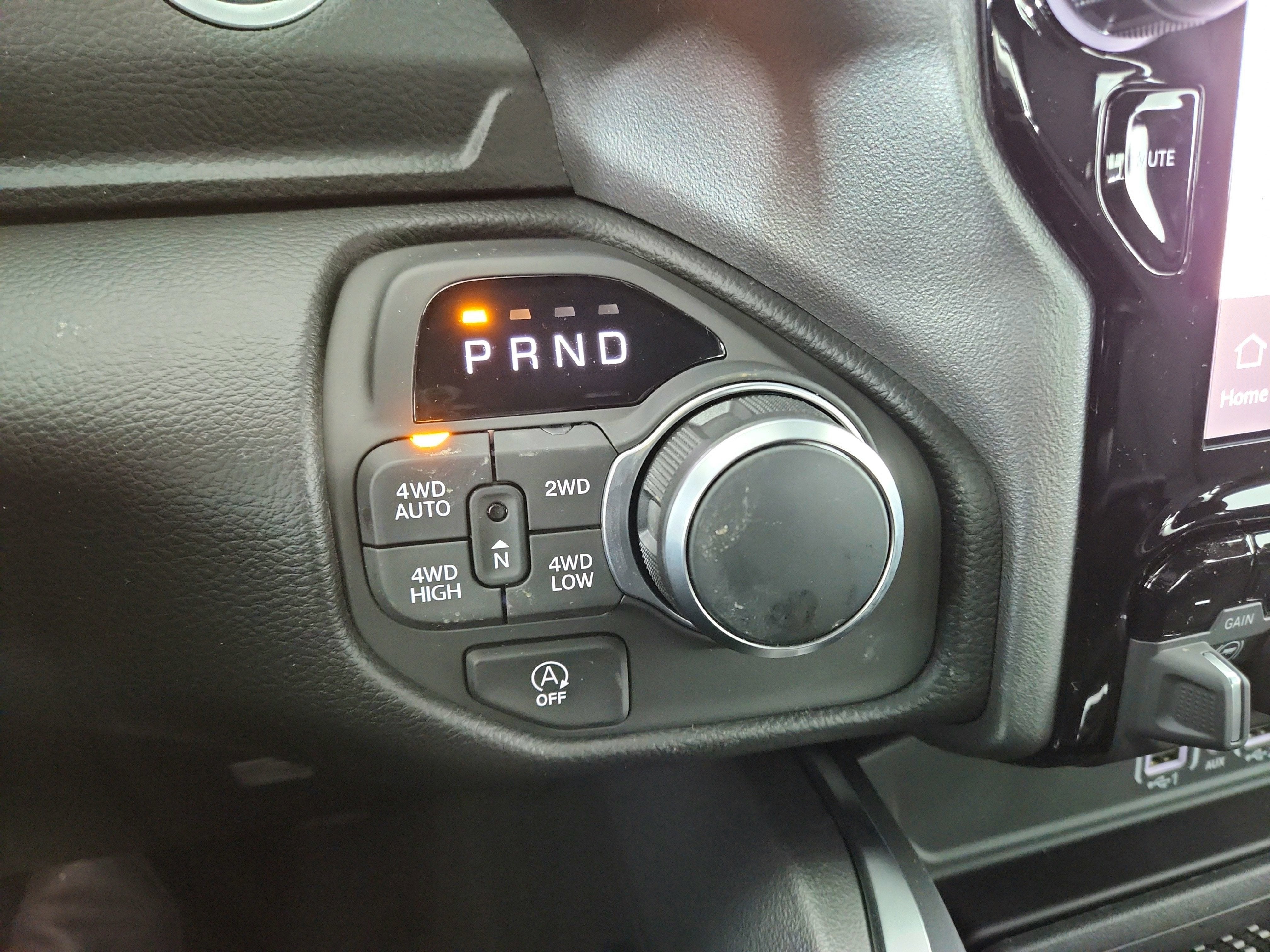 2026 RAM Ram 1500 RAM 1500 BIGHORN/LONESTAR CREW 4X4 (144.5 IN WB 5 FT 7 IN BOX)