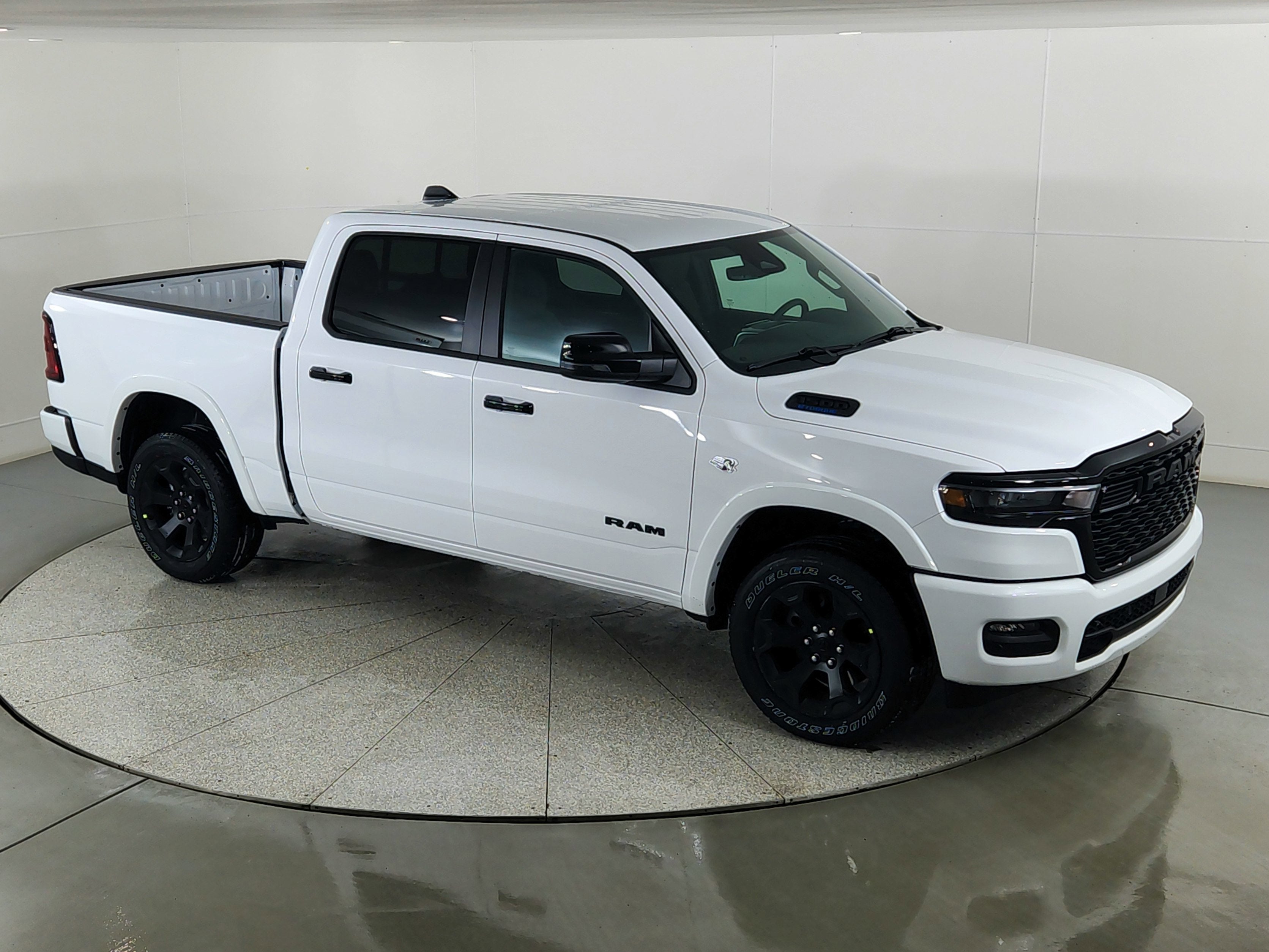 2026 RAM Ram 1500 RAM 1500 BIGHORN/LONESTAR CREW 4X4 (144.5 IN WB 5 FT 7 IN BOX)