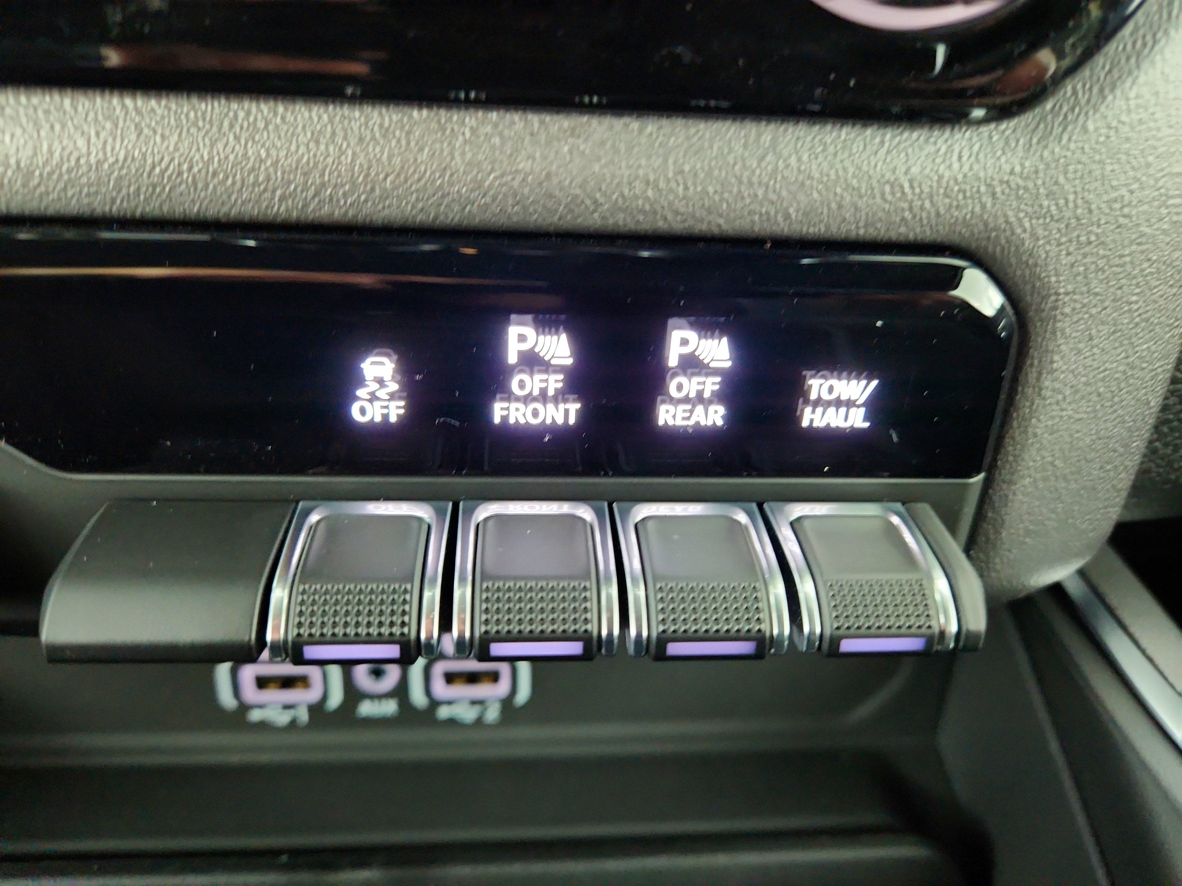 2026 RAM Ram 1500 RAM 1500 BIGHORN/LONESTAR CREW 4X4 (144.5 IN WB 5 FT 7 IN BOX)