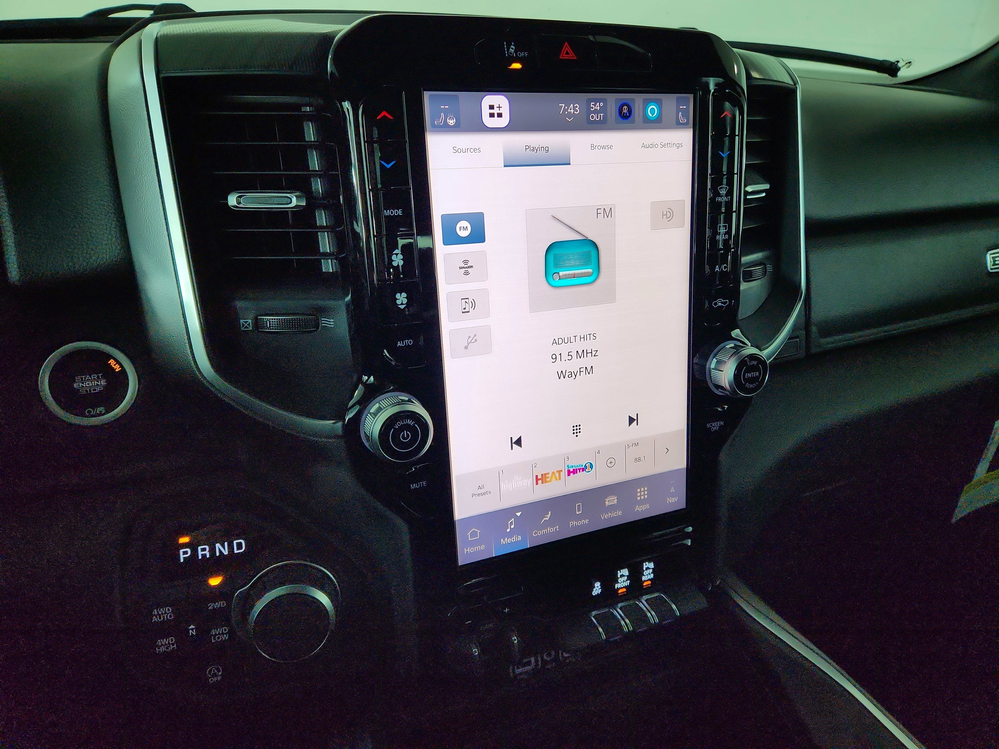 2026 RAM Ram 1500 RAM 1500 BIGHORN/LONESTAR CREW 4X4 (144.5 IN WB 5 FT 7 IN BOX)