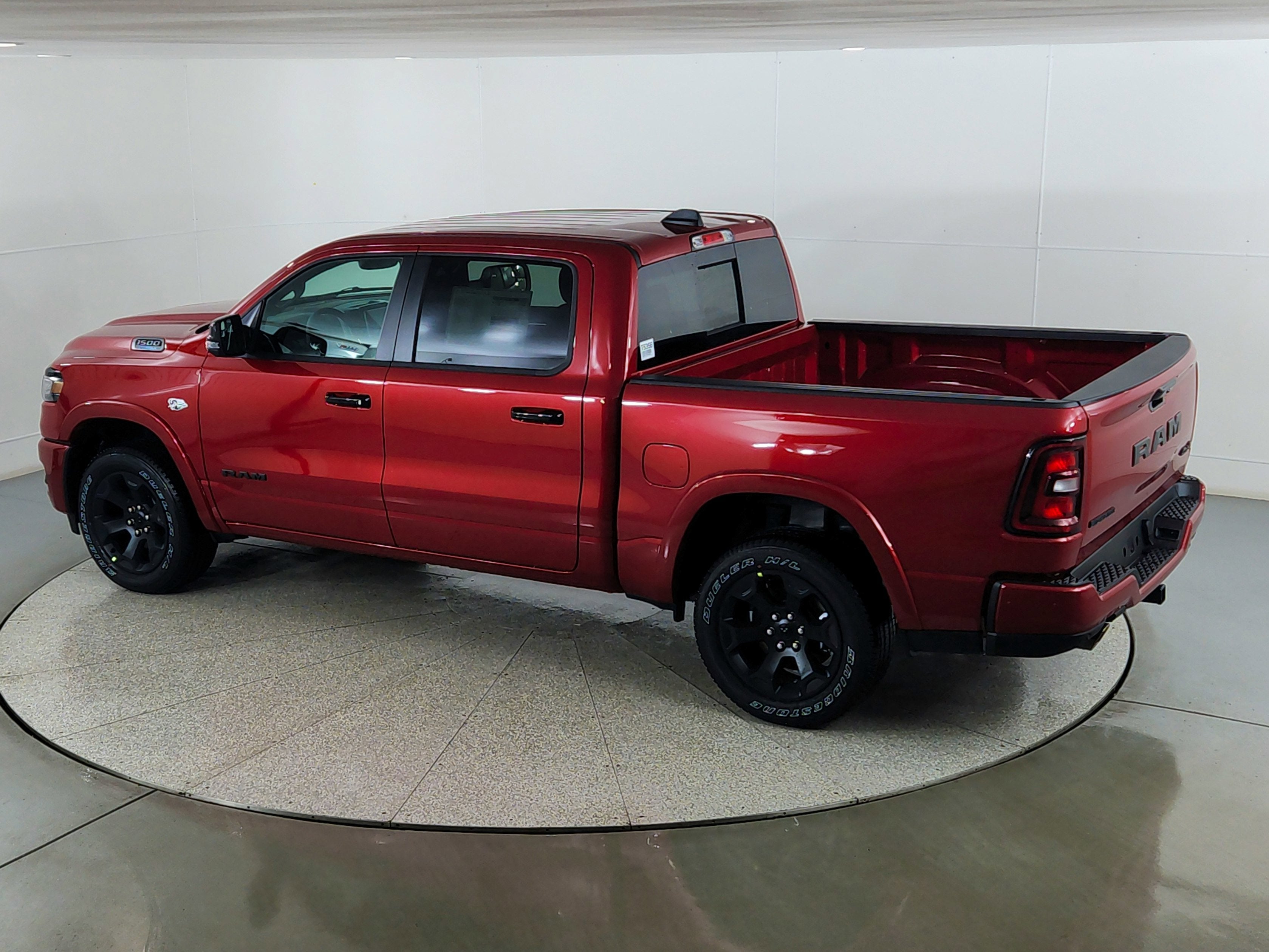 2026 RAM Ram 1500 RAM 1500 BIGHORN/LONESTAR CREW 4X4 (144.5 IN WB 5 FT 7 IN BOX)