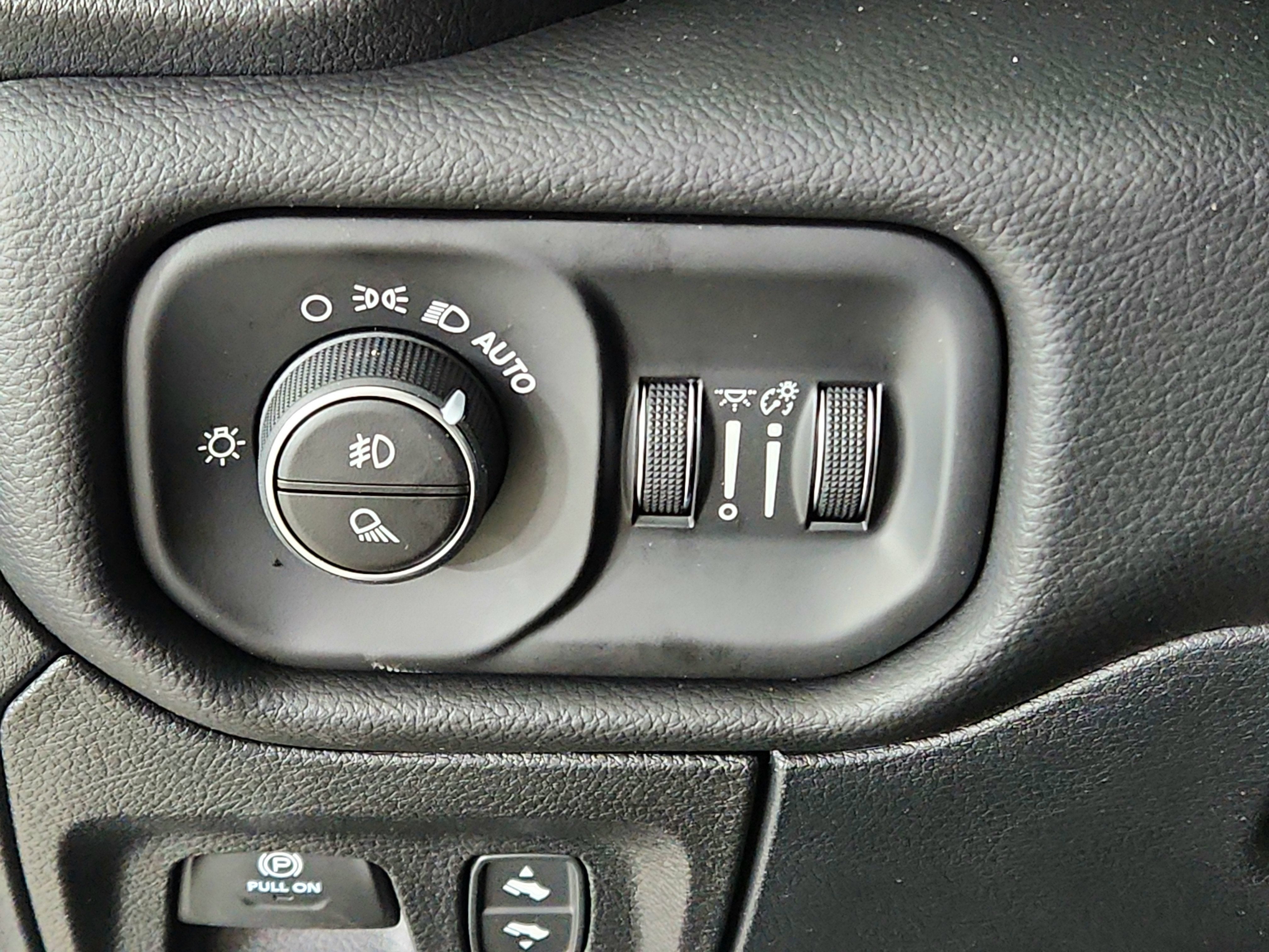 2026 RAM Ram 1500 RAM 1500 BIGHORN/LONESTAR CREW 4X4 (144.5 IN WB 5 FT 7 IN BOX)