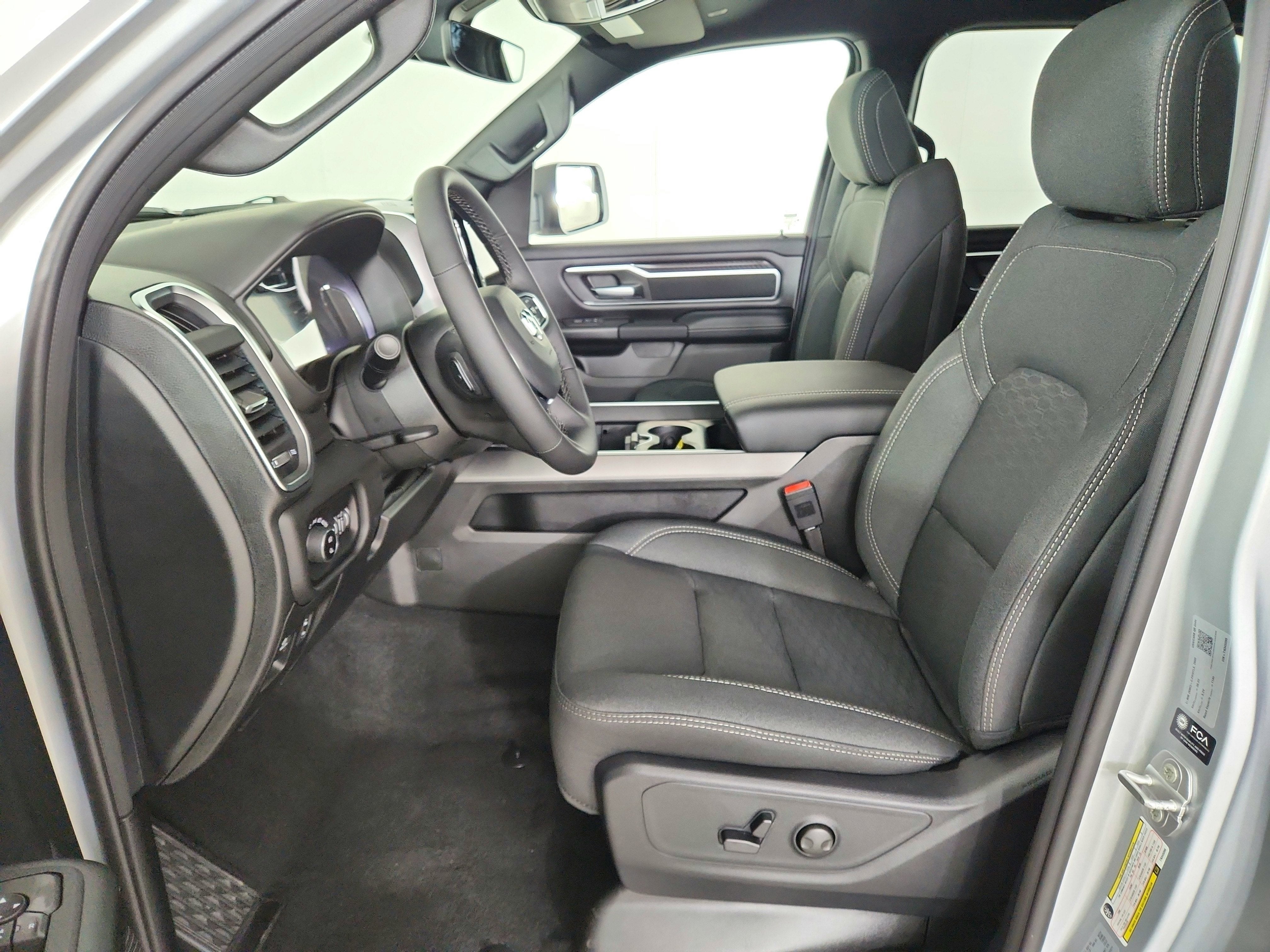 2026 RAM Ram 1500 RAM 1500 BIGHORN/LONESTAR CREW 4X4 (144.5 IN WB 5 FT 7 IN BOX)