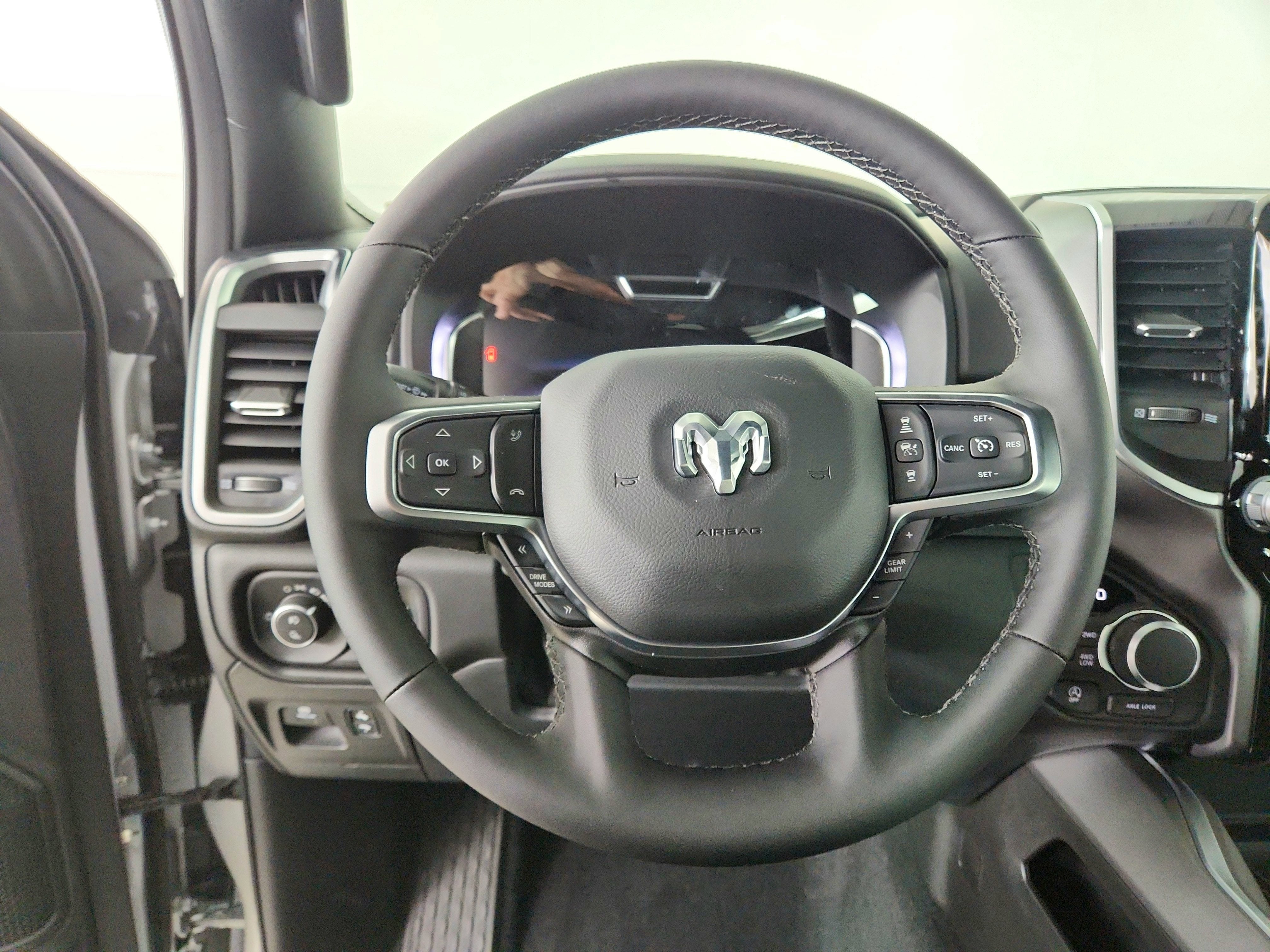 2026 RAM Ram 1500 RAM 1500 BIGHORN/LONESTAR CREW 4X4 (144.5 IN WB 5 FT 7 IN BOX)