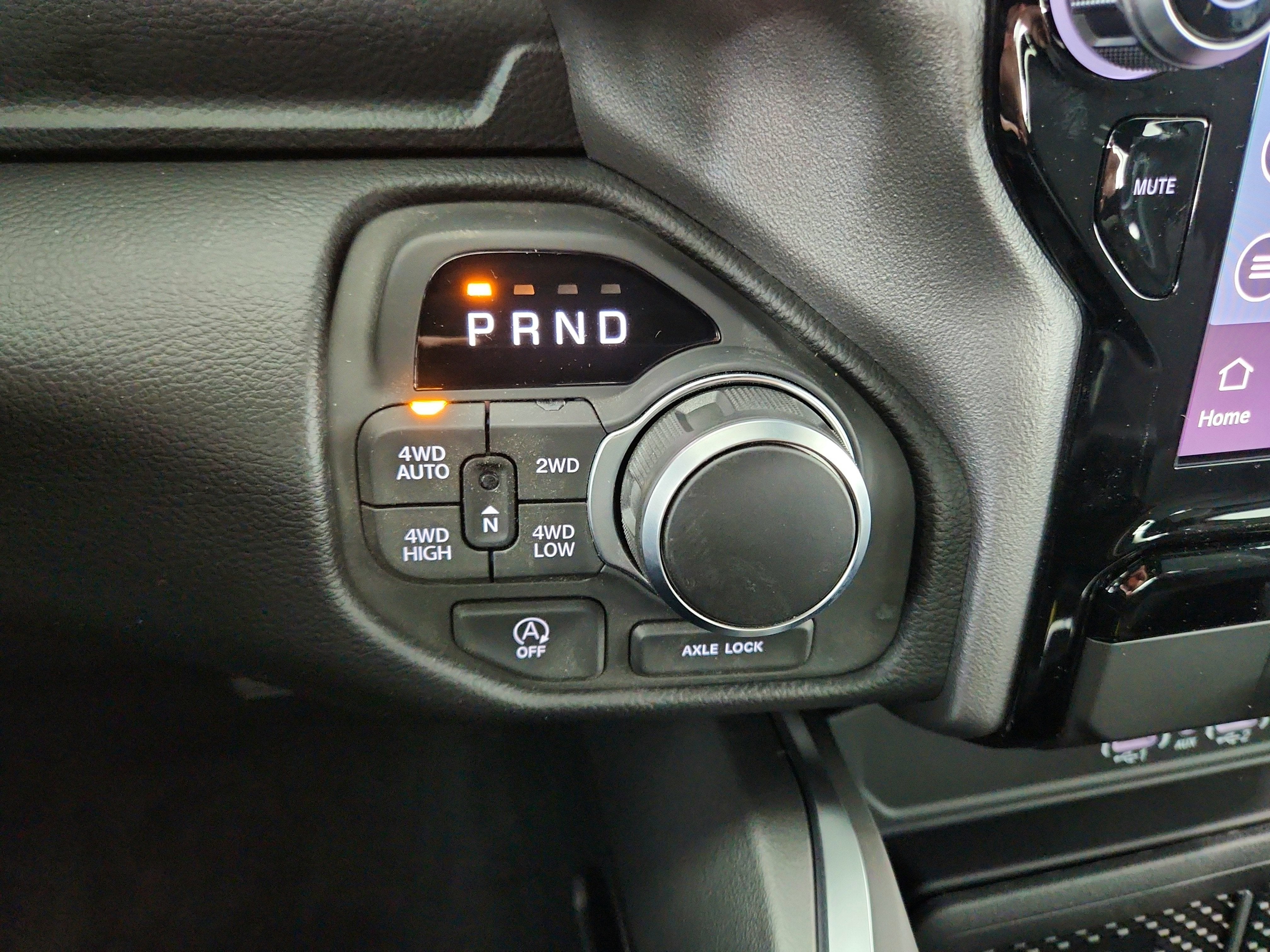 2026 RAM Ram 1500 RAM 1500 BIGHORN/LONESTAR CREW 4X4 (144.5 IN WB 5 FT 7 IN BOX)