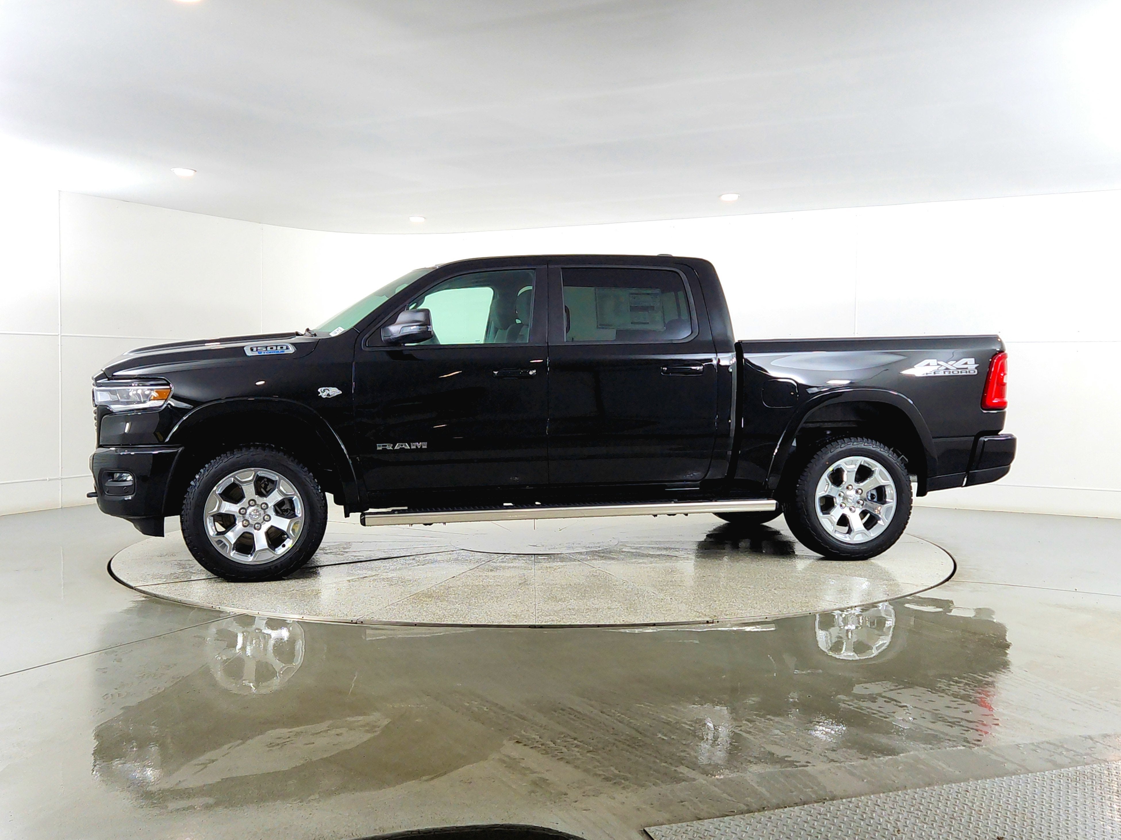 2026 RAM Ram 1500 RAM 1500 BIGHORN/LONESTAR CREW 4X4 (144.5 IN WB 5 FT 7 IN BOX)