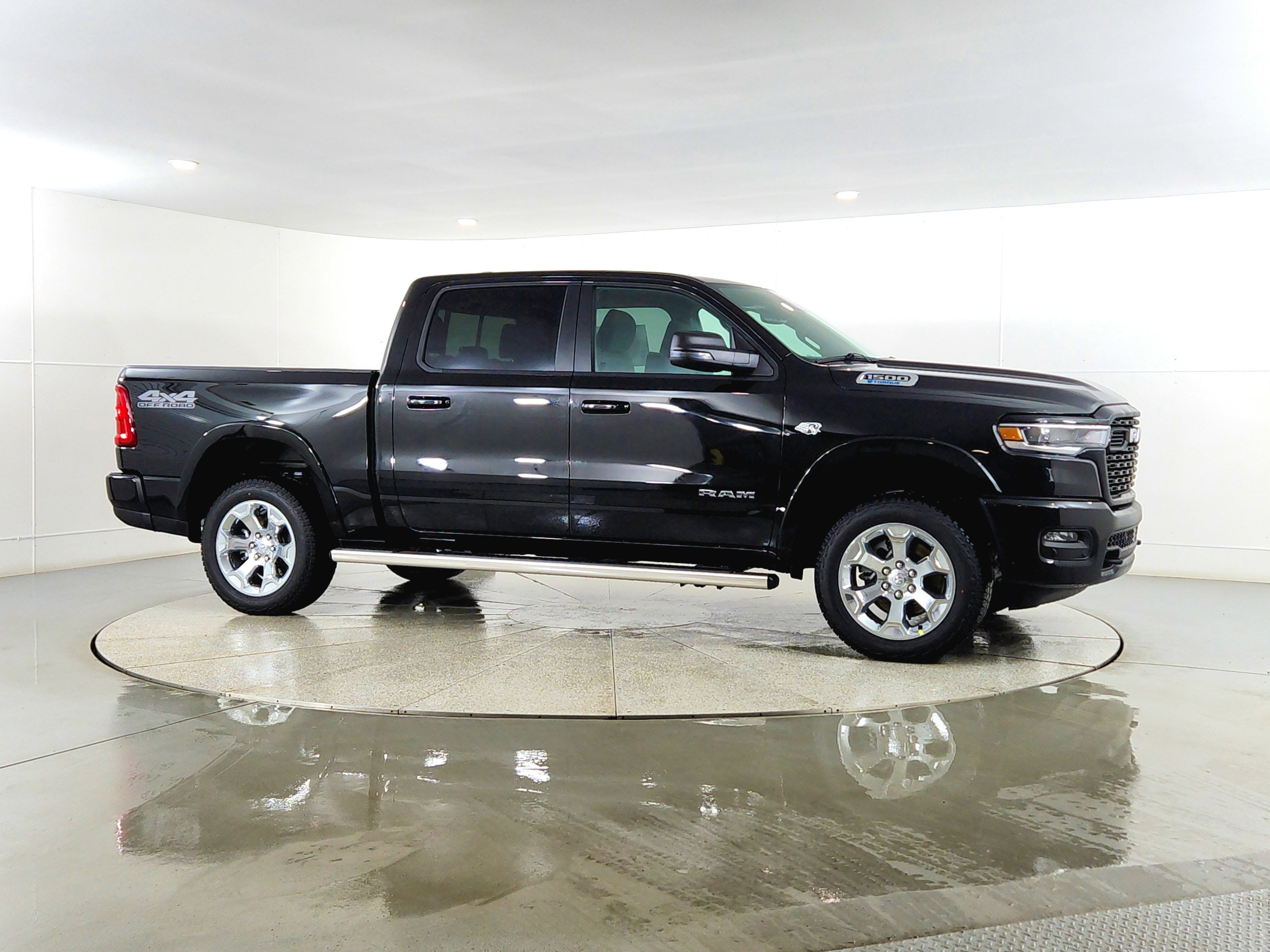 2026 RAM Ram 1500 RAM 1500 BIGHORN/LONESTAR CREW 4X4 (144.5 IN WB 5 FT 7 IN BOX)