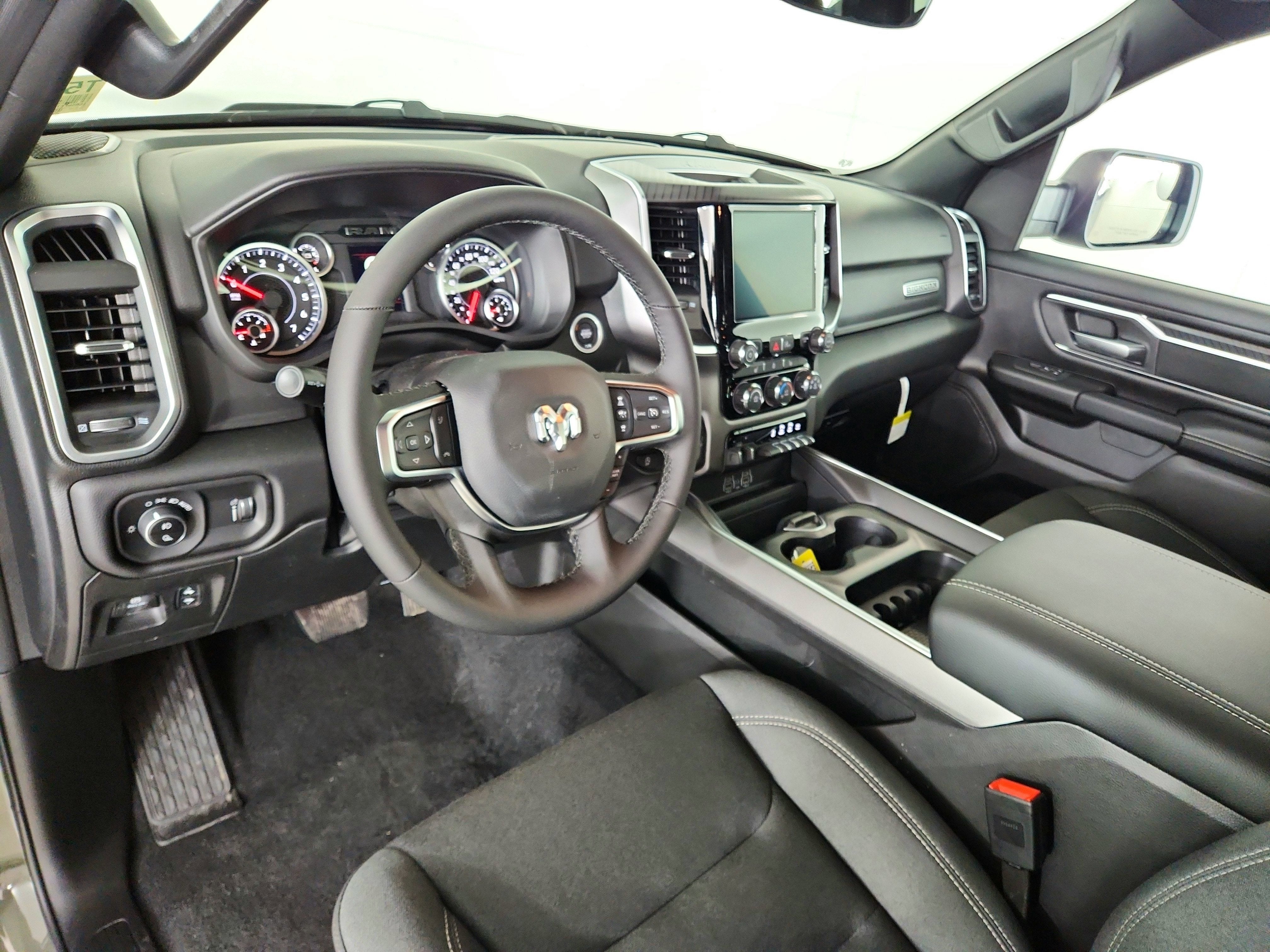 2026 RAM Ram 1500 RAM 1500 BIGHORN/LONESTAR CREW 4X4 (144.5 IN WB 5 FT 7 IN BOX)