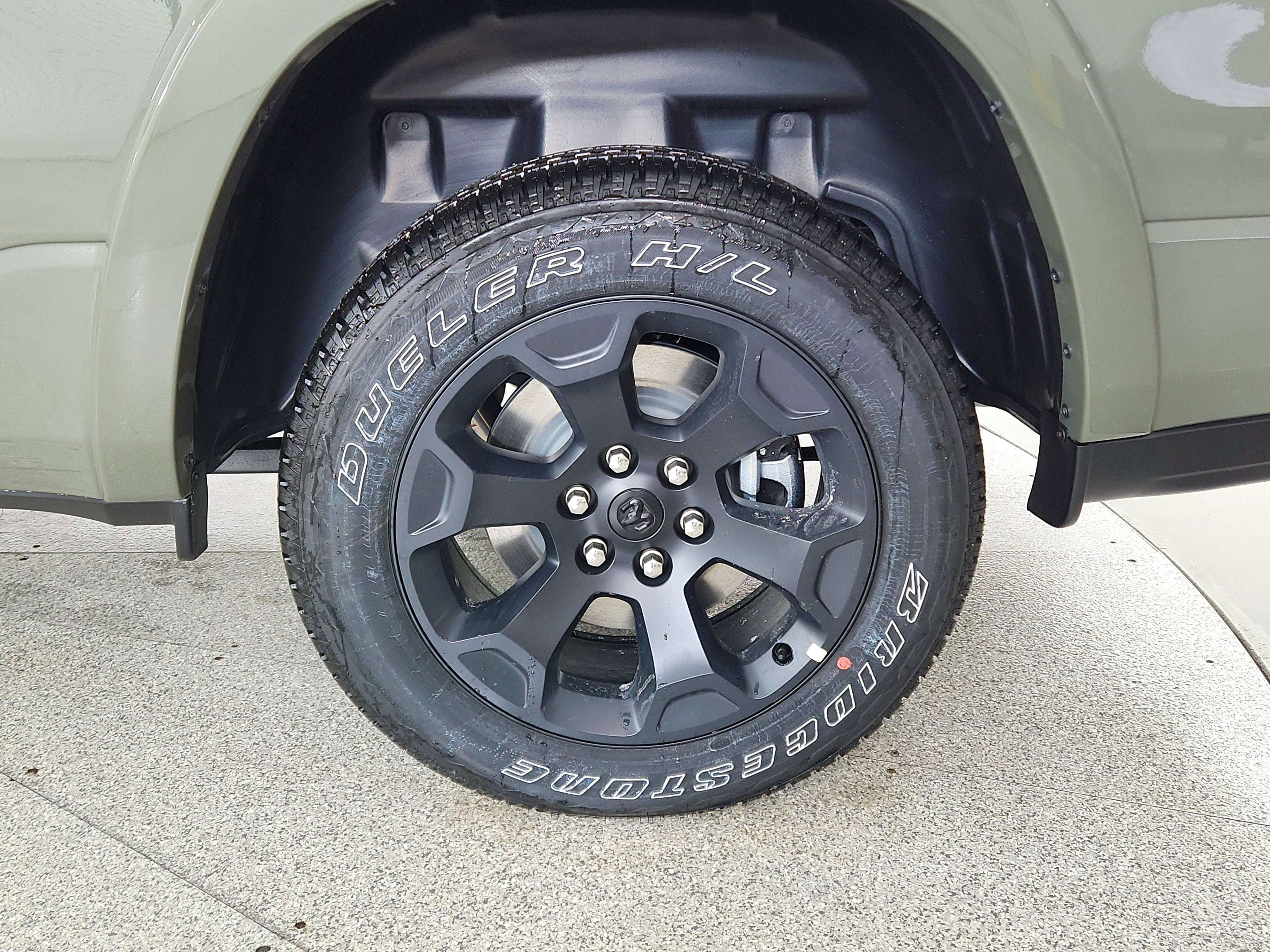 2026 RAM Ram 1500 RAM 1500 BIGHORN/LONESTAR CREW 4X4 (144.5 IN WB 5 FT 7 IN BOX)