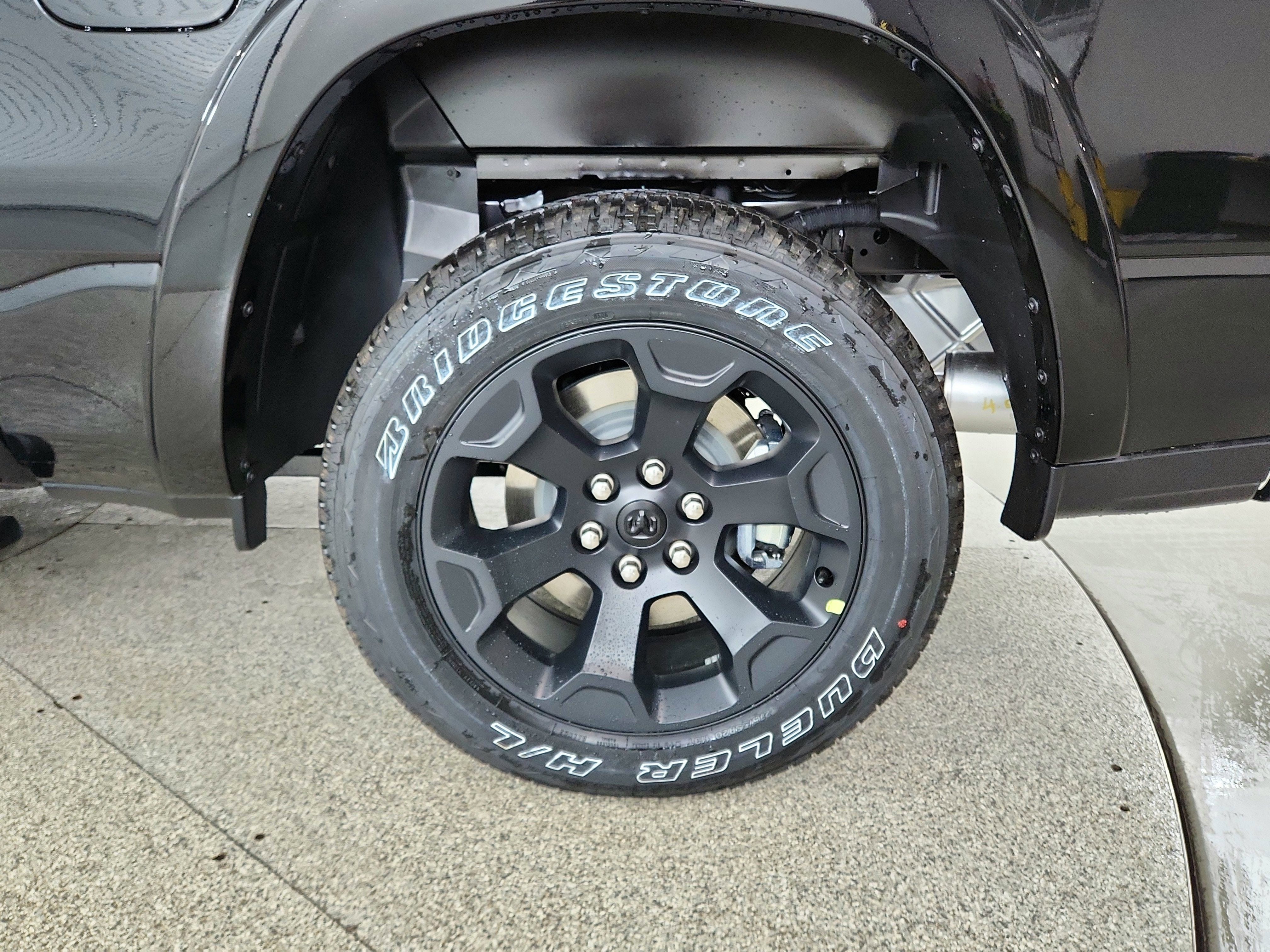 2026 RAM Ram 1500 RAM 1500 BIGHORN/LONESTAR CREW 4X4 (144.5 IN WB 5 FT 7 IN BOX)