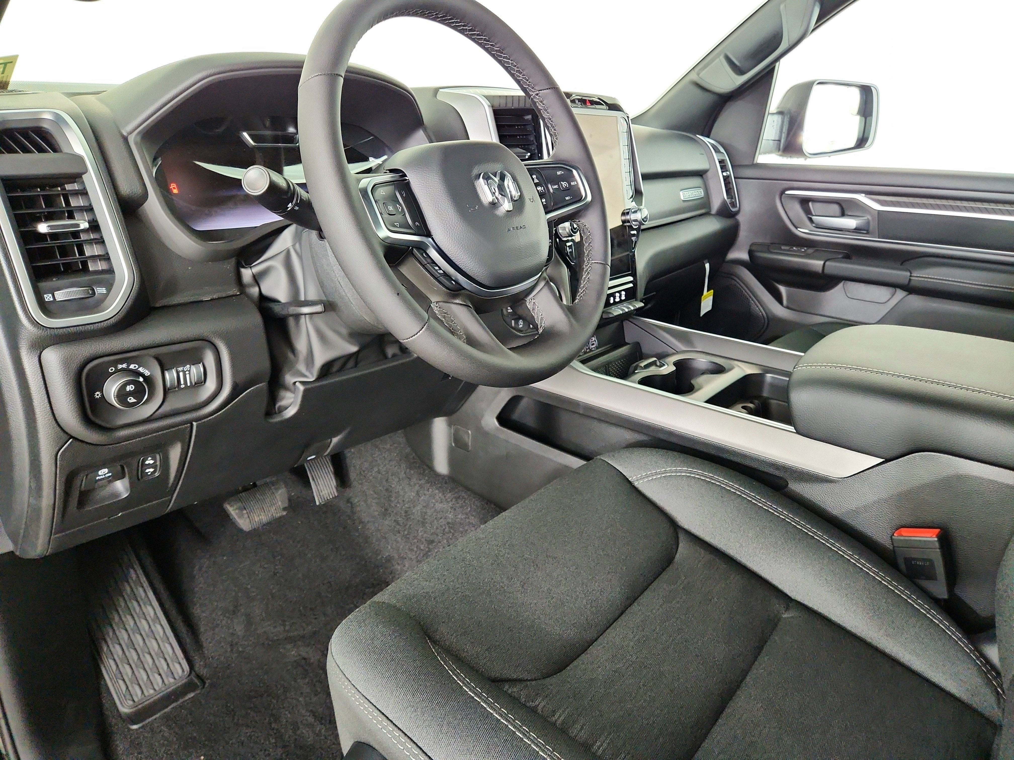 2026 RAM Ram 1500 RAM 1500 BIGHORN/LONESTAR CREW 4X4 (144.5 IN WB 5 FT 7 IN BOX)