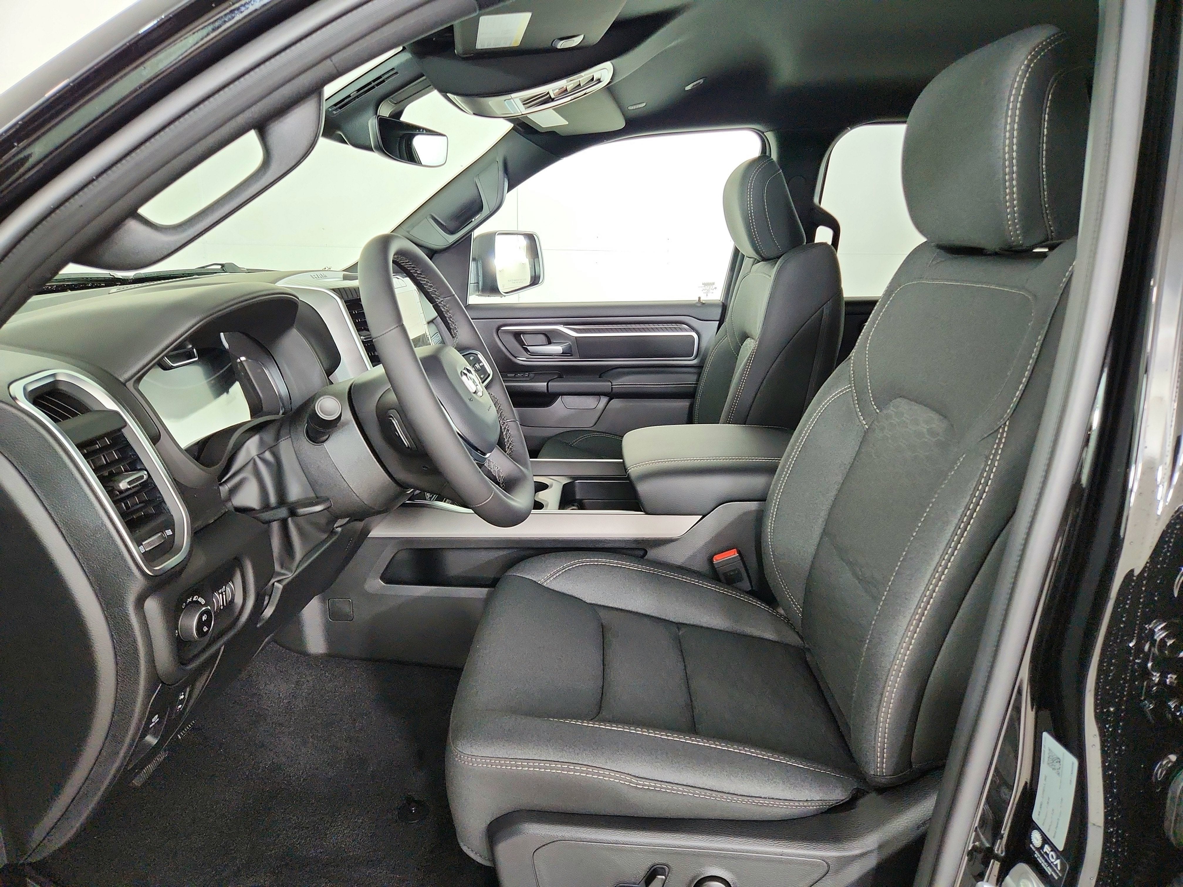 2026 RAM Ram 1500 RAM 1500 BIGHORN/LONESTAR CREW 4X4 (144.5 IN WB 5 FT 7 IN BOX)