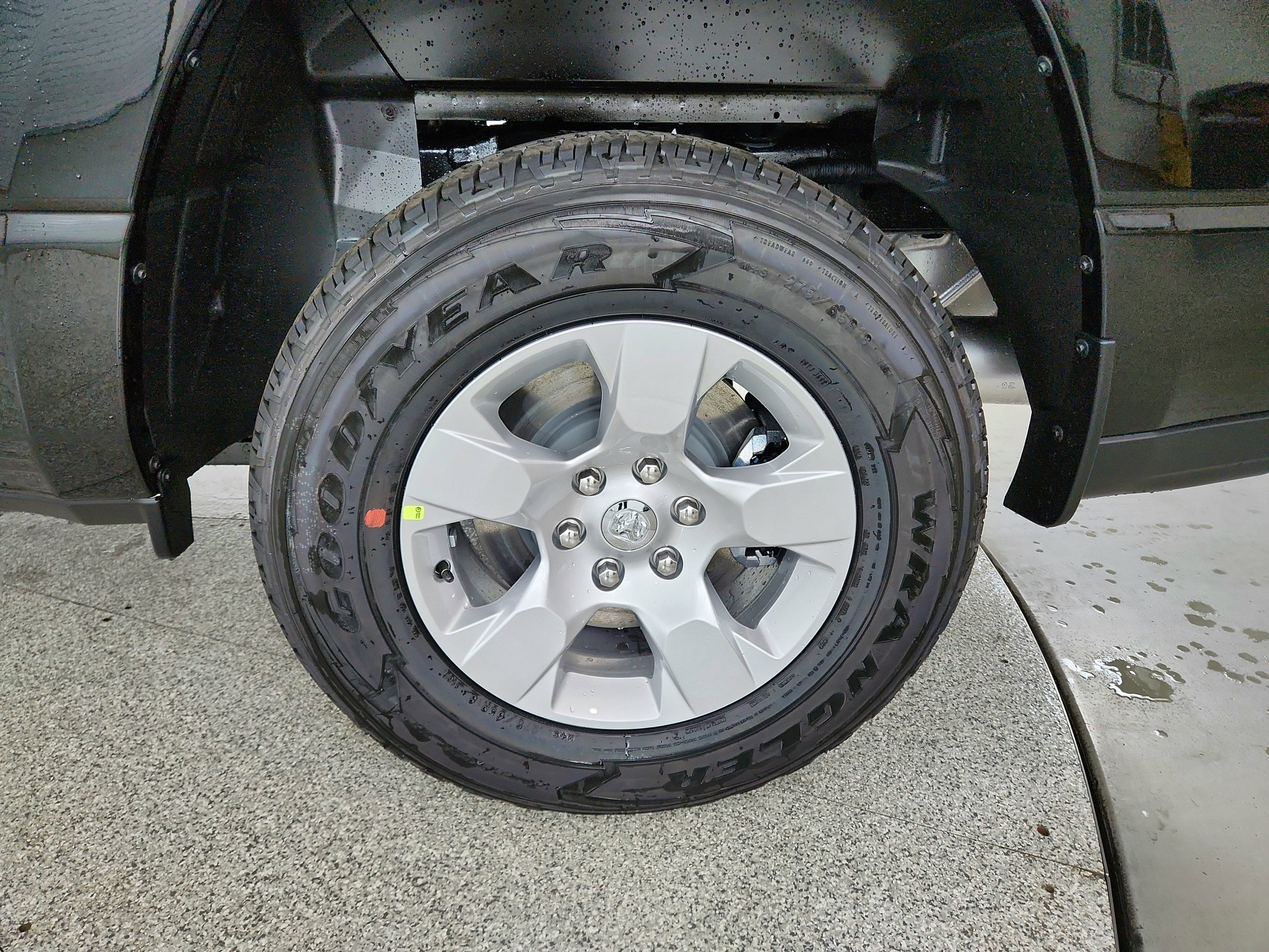 2026 RAM Ram 1500 RAM 1500 BIGHORN/LONESTAR CREW 4X4 (144.5 IN WB 5 FT 7 IN BOX)