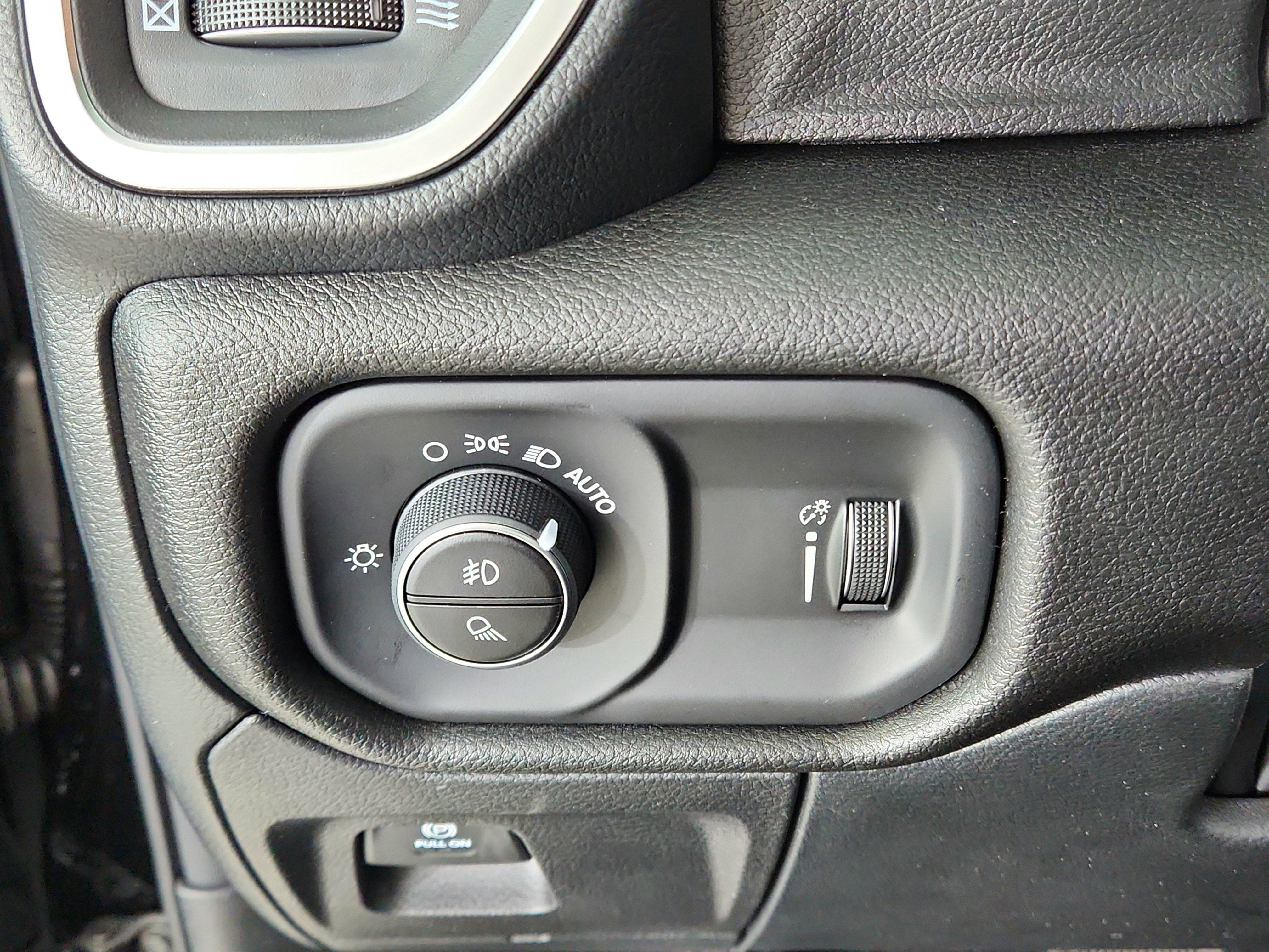 2026 RAM Ram 1500 RAM 1500 BIGHORN/LONESTAR CREW 4X4 (144.5 IN WB 5 FT 7 IN BOX)