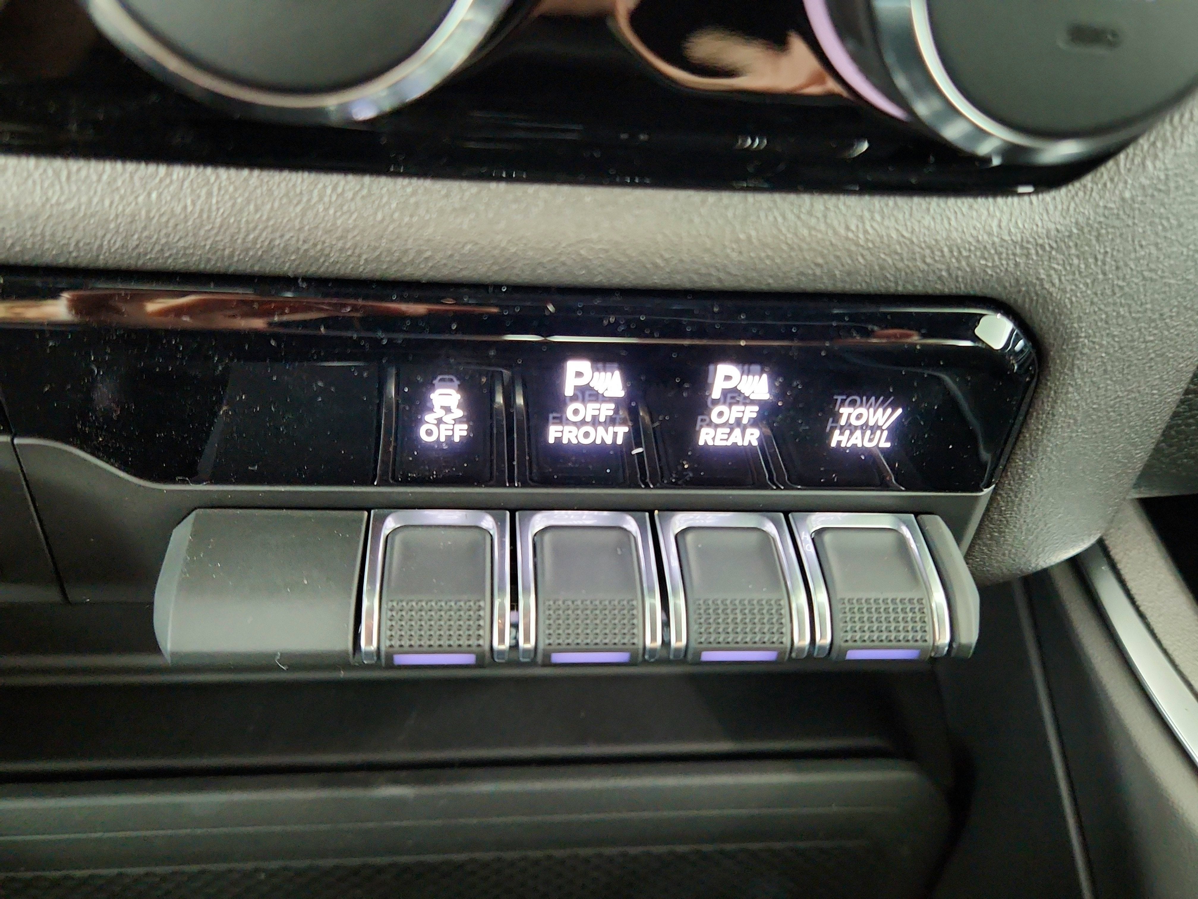 2026 RAM Ram 1500 RAM 1500 BIGHORN/LONESTAR CREW 4X4 (144.5 IN WB 5 FT 7 IN BOX)