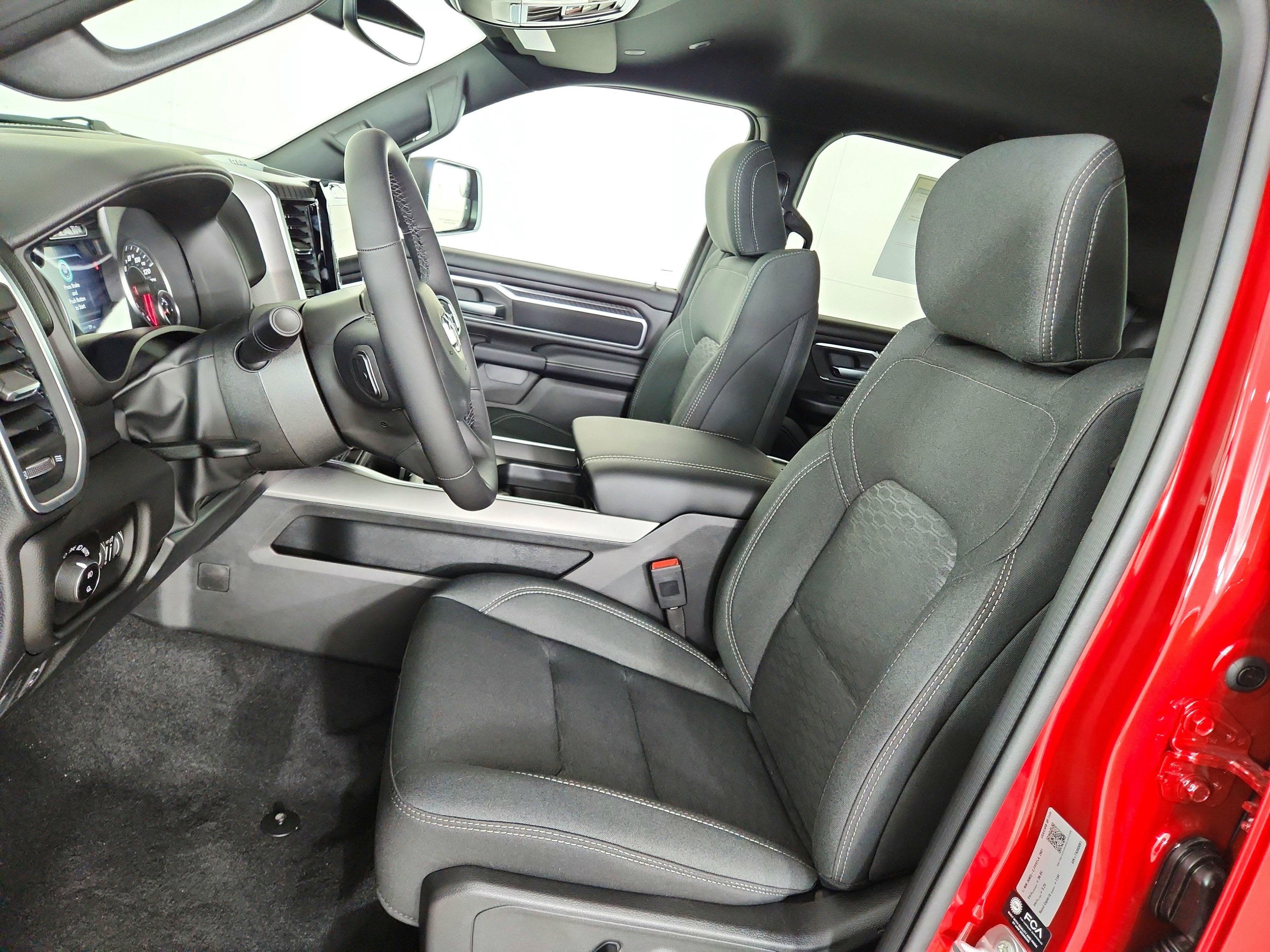 2026 RAM Ram 1500 RAM 1500 BIGHORN/LONESTAR CREW 4X4 (144.5 IN WB 5 FT 7 IN BOX)