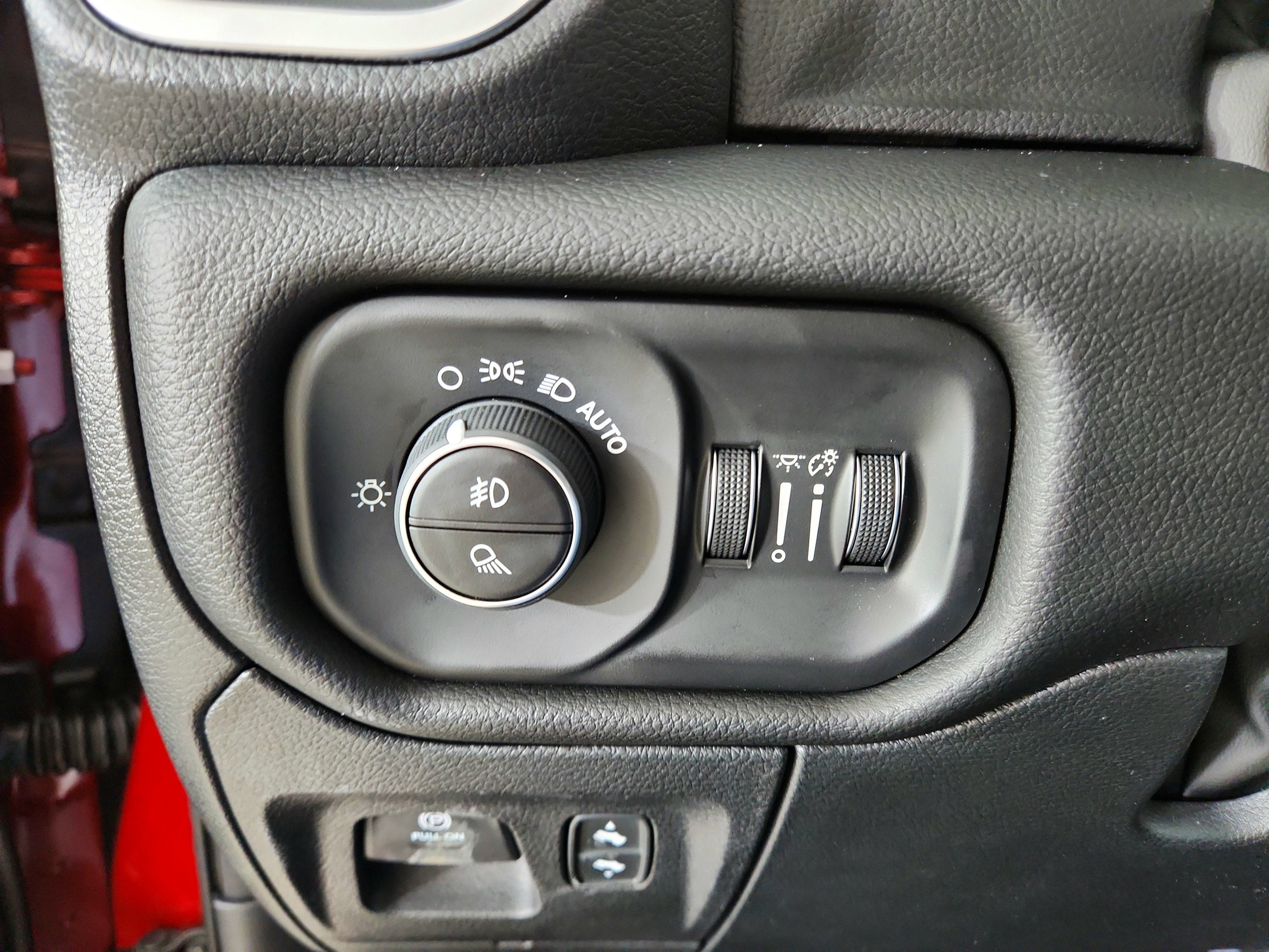 2026 RAM Ram 1500 RAM 1500 BIGHORN/LONESTAR CREW 4X4 (144.5 IN WB 5 FT 7 IN BOX)