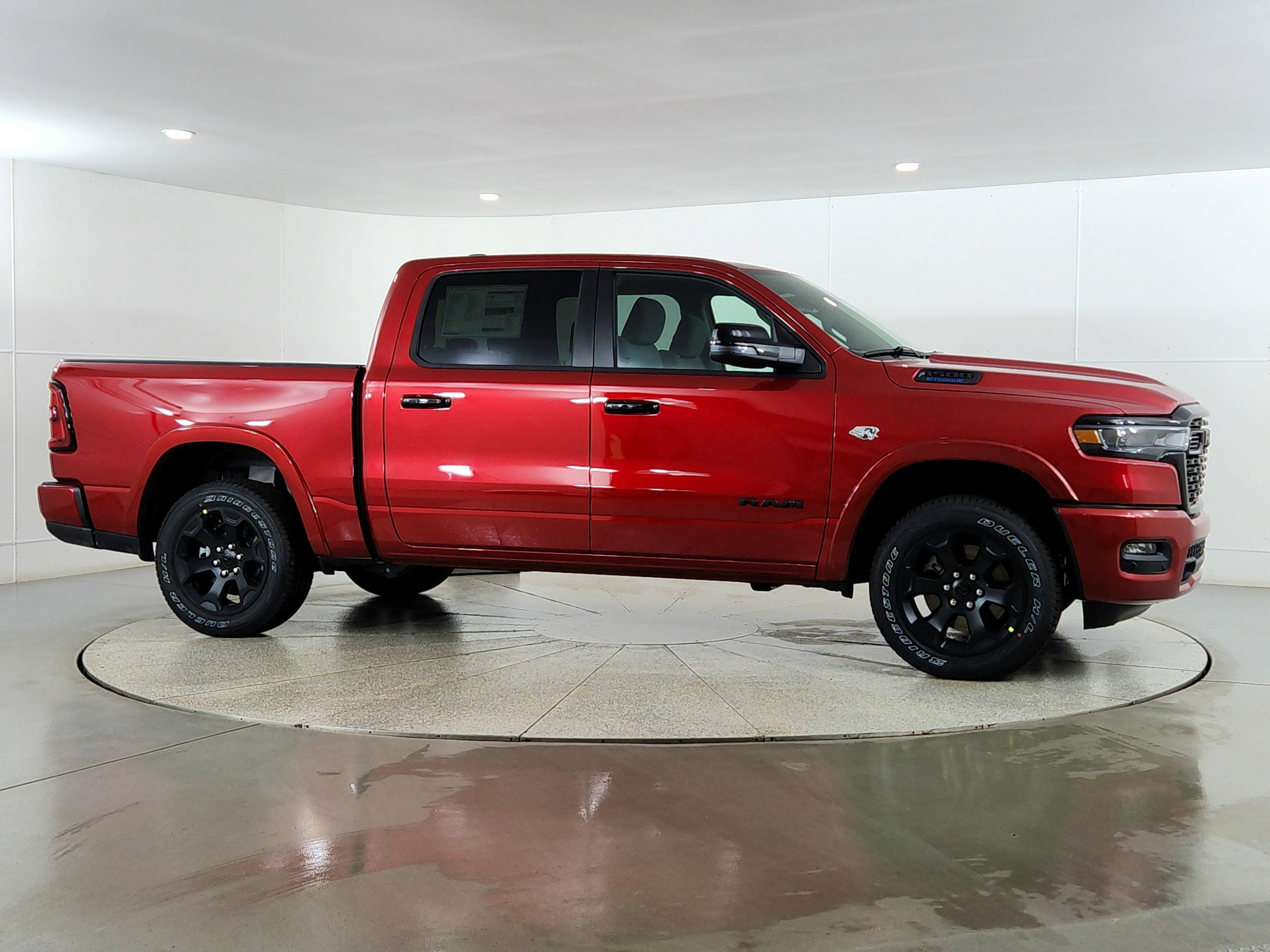 2026 RAM Ram 1500 RAM 1500 BIGHORN/LONESTAR CREW 4X4 (144.5 IN WB 5 FT 7 IN BOX)