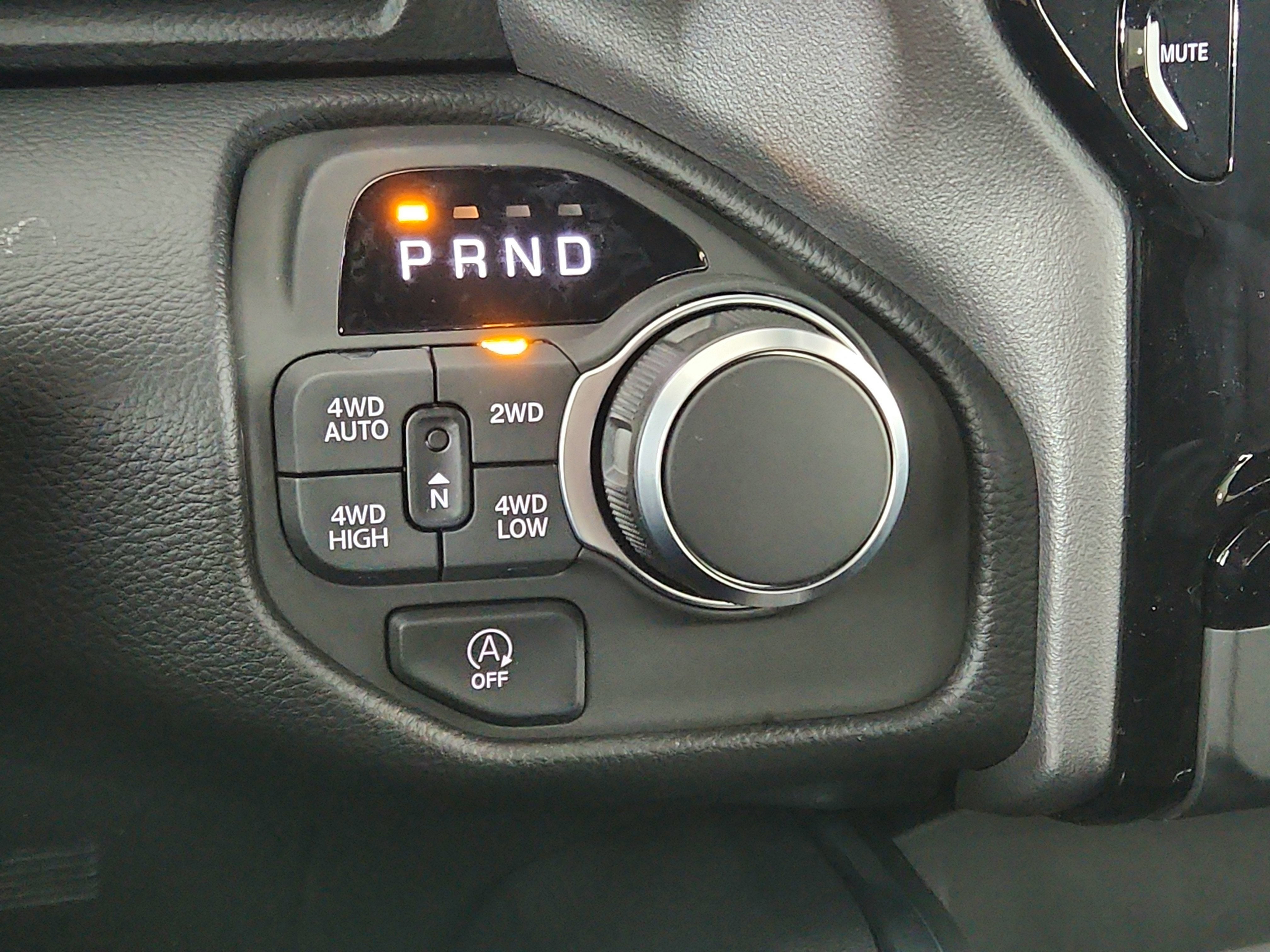 2026 RAM Ram 1500 RAM 1500 BIGHORN/LONESTAR CREW 4X4 (144.5 IN WB 5 FT 7 IN BOX)