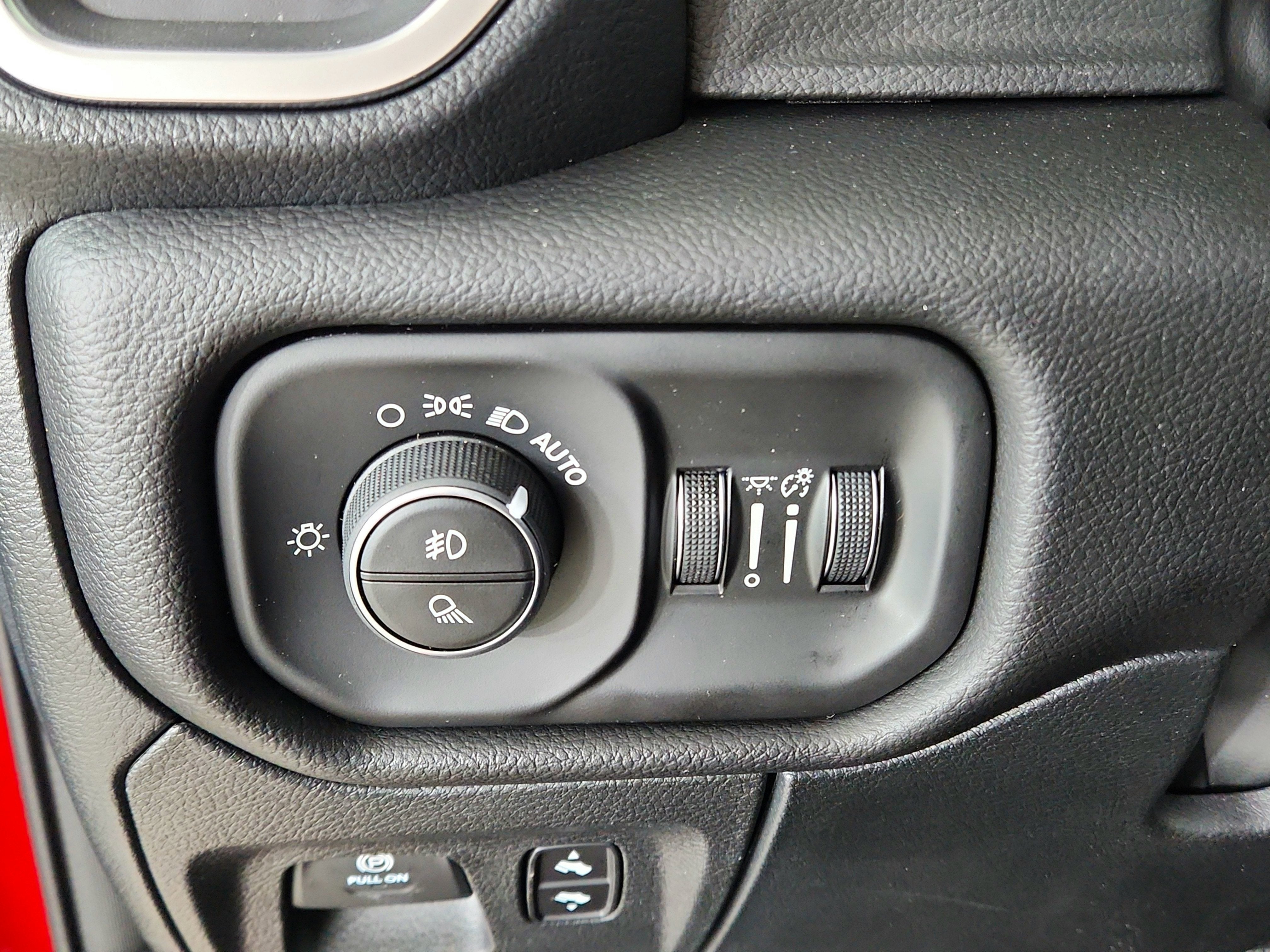 2026 RAM Ram 1500 RAM 1500 BIGHORN/LONESTAR CREW 4X4 (144.5 IN WB 5 FT 7 IN BOX)