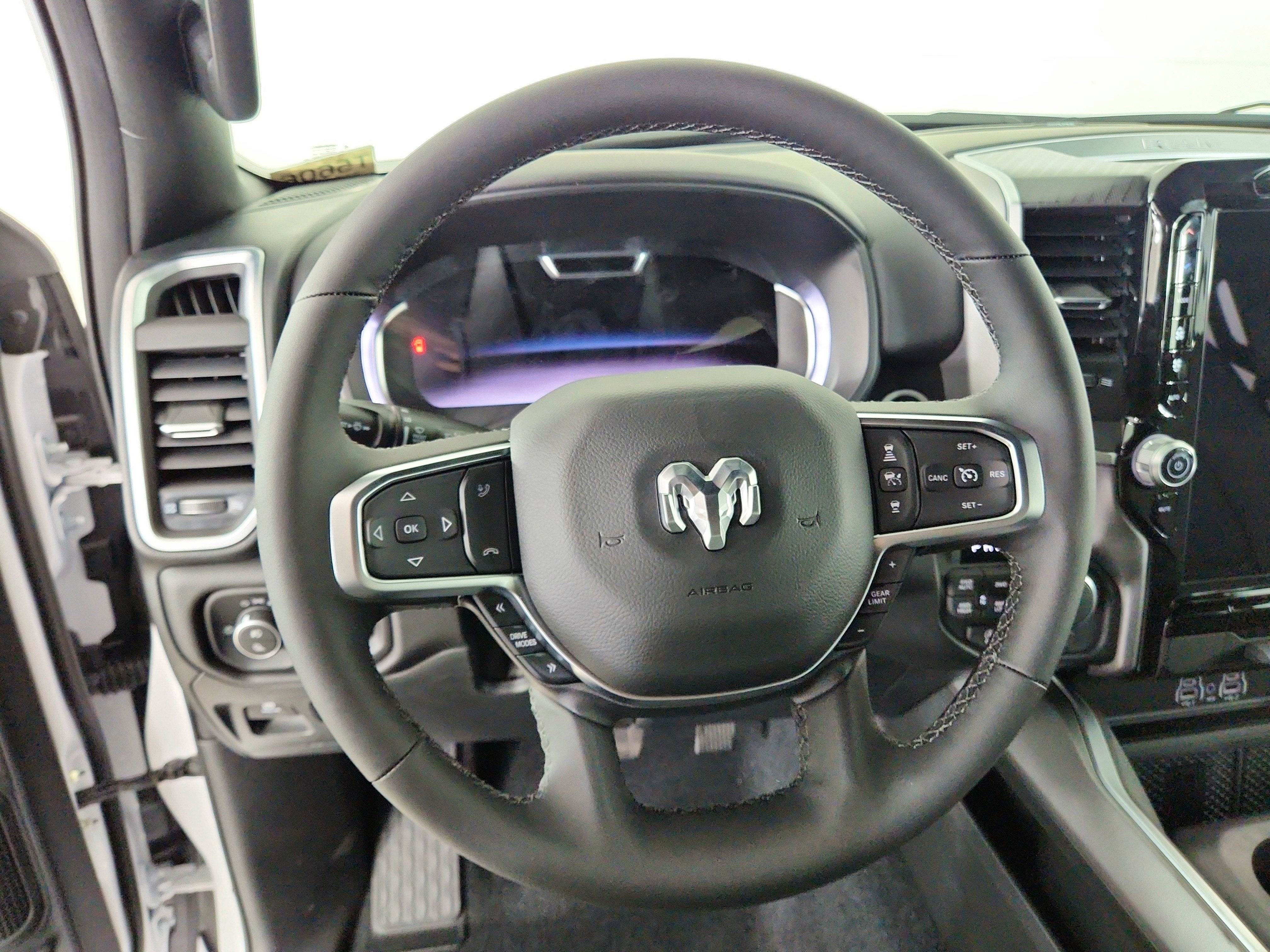 2026 RAM Ram 1500 RAM 1500 BIGHORN/LONESTAR CREW 4X4 (144.5 IN WB 5 FT 7 IN BOX)