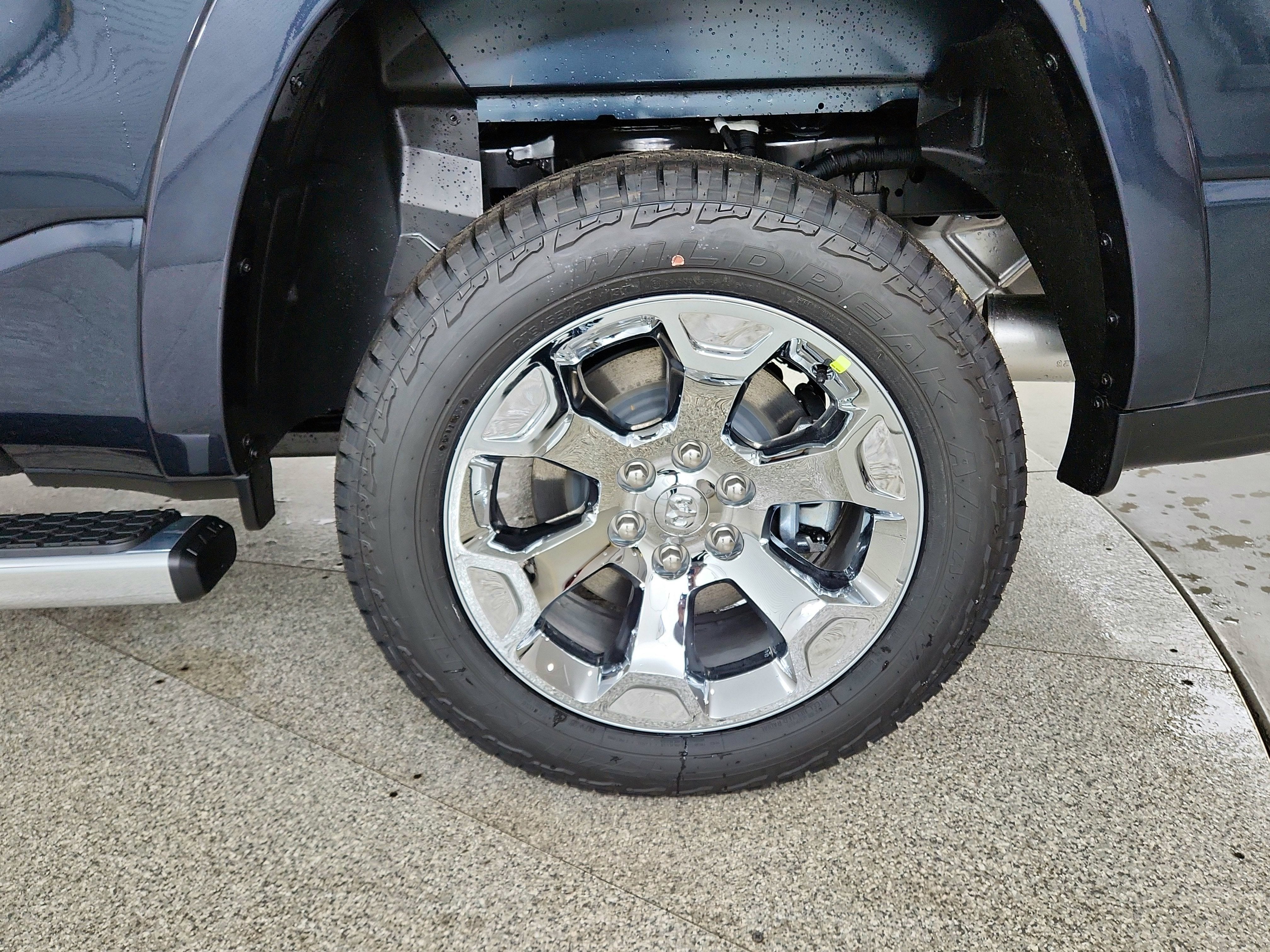 2026 RAM Ram 1500 RAM 1500 BIGHORN/LONESTAR CREW 4X4 (144.5 IN WB 5 FT 7 IN BOX)