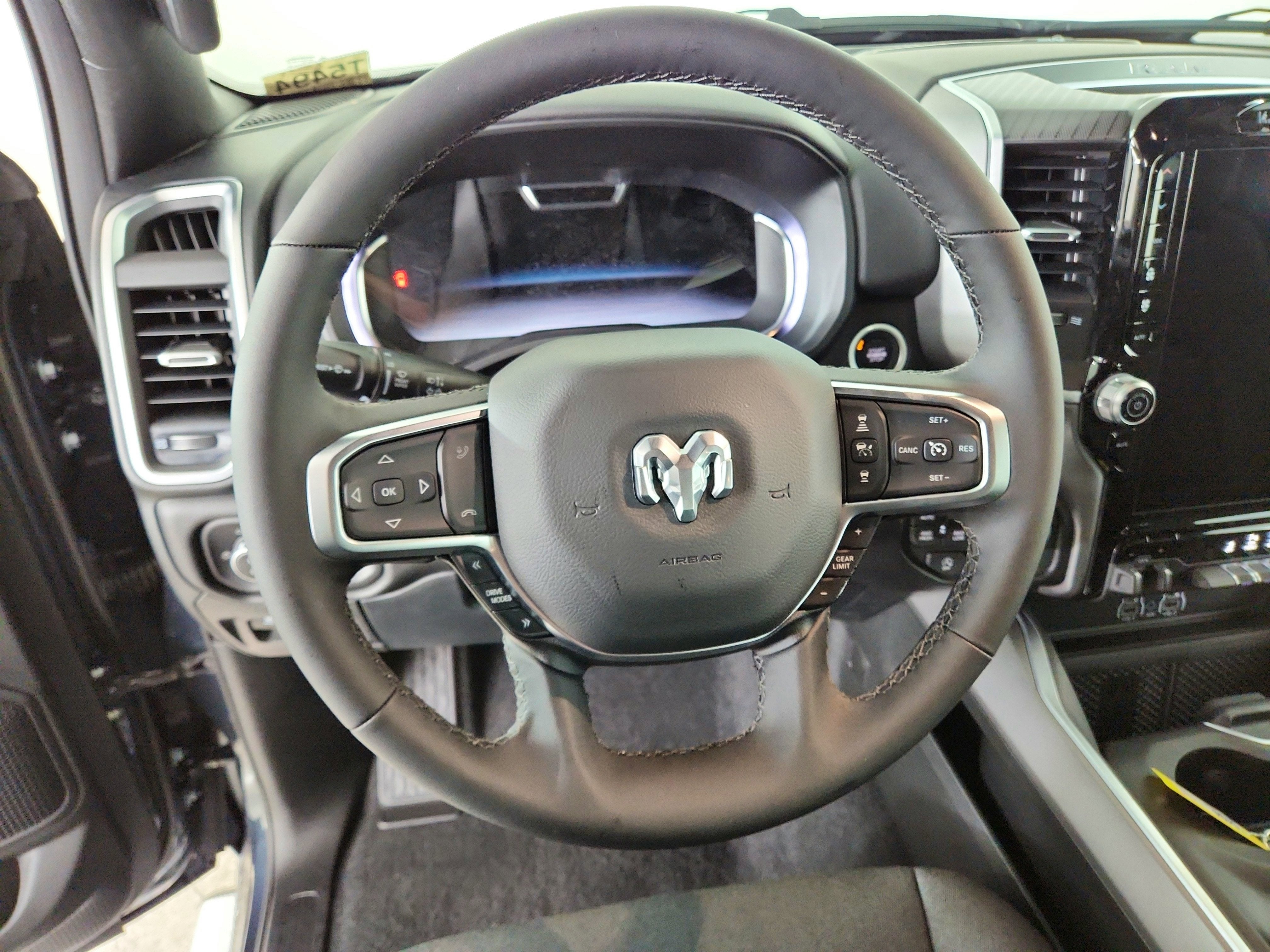 2026 RAM Ram 1500 RAM 1500 BIGHORN/LONESTAR CREW 4X4 (144.5 IN WB 5 FT 7 IN BOX)