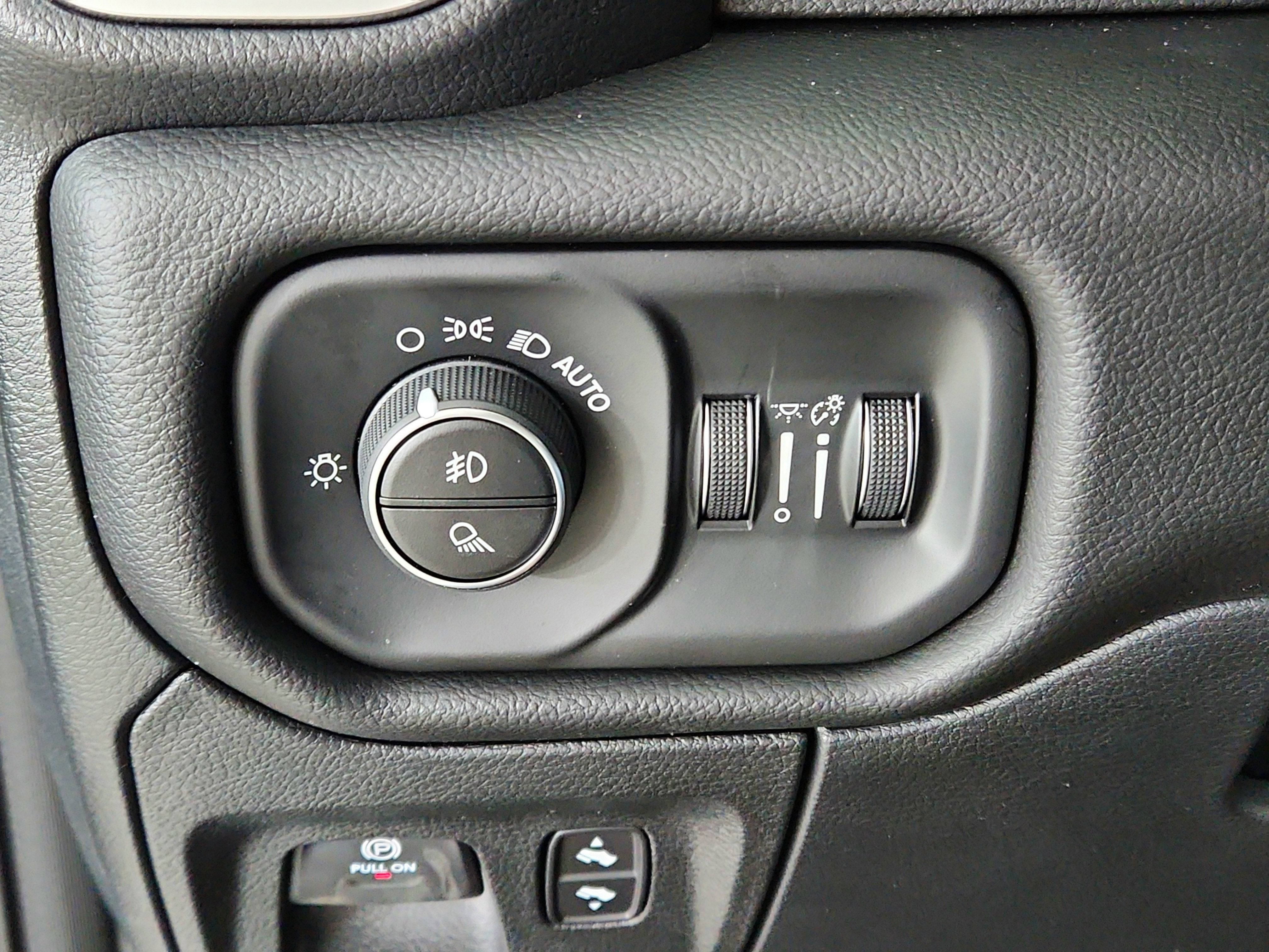 2026 RAM Ram 1500 RAM 1500 BIGHORN/LONESTAR CREW 4X4 (144.5 IN WB 5 FT 7 IN BOX)