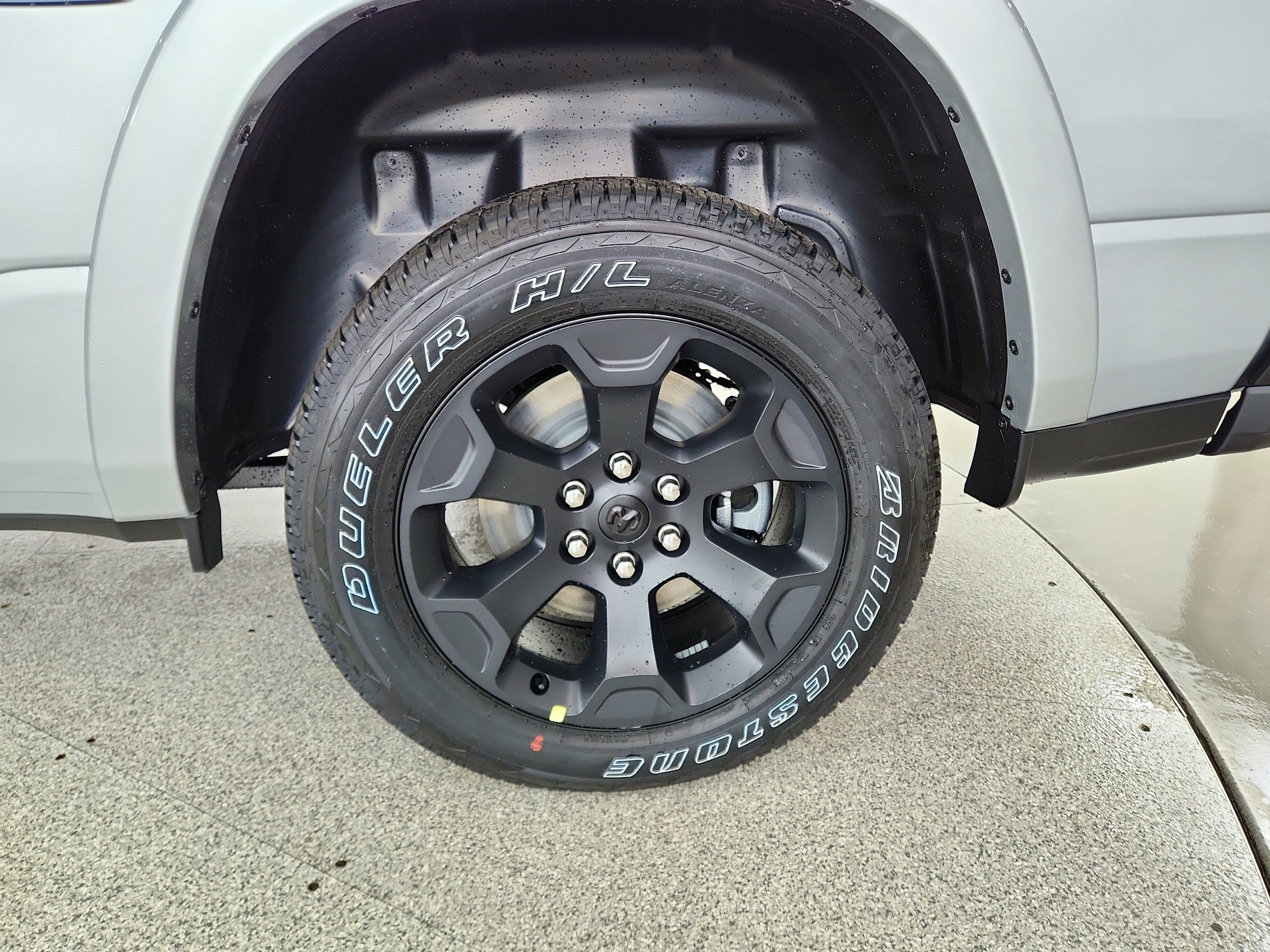 2026 RAM Ram 1500 RAM 1500 BIGHORN/LONESTAR CREW 4X4 (144.5 IN WB 5 FT 7 IN BOX)