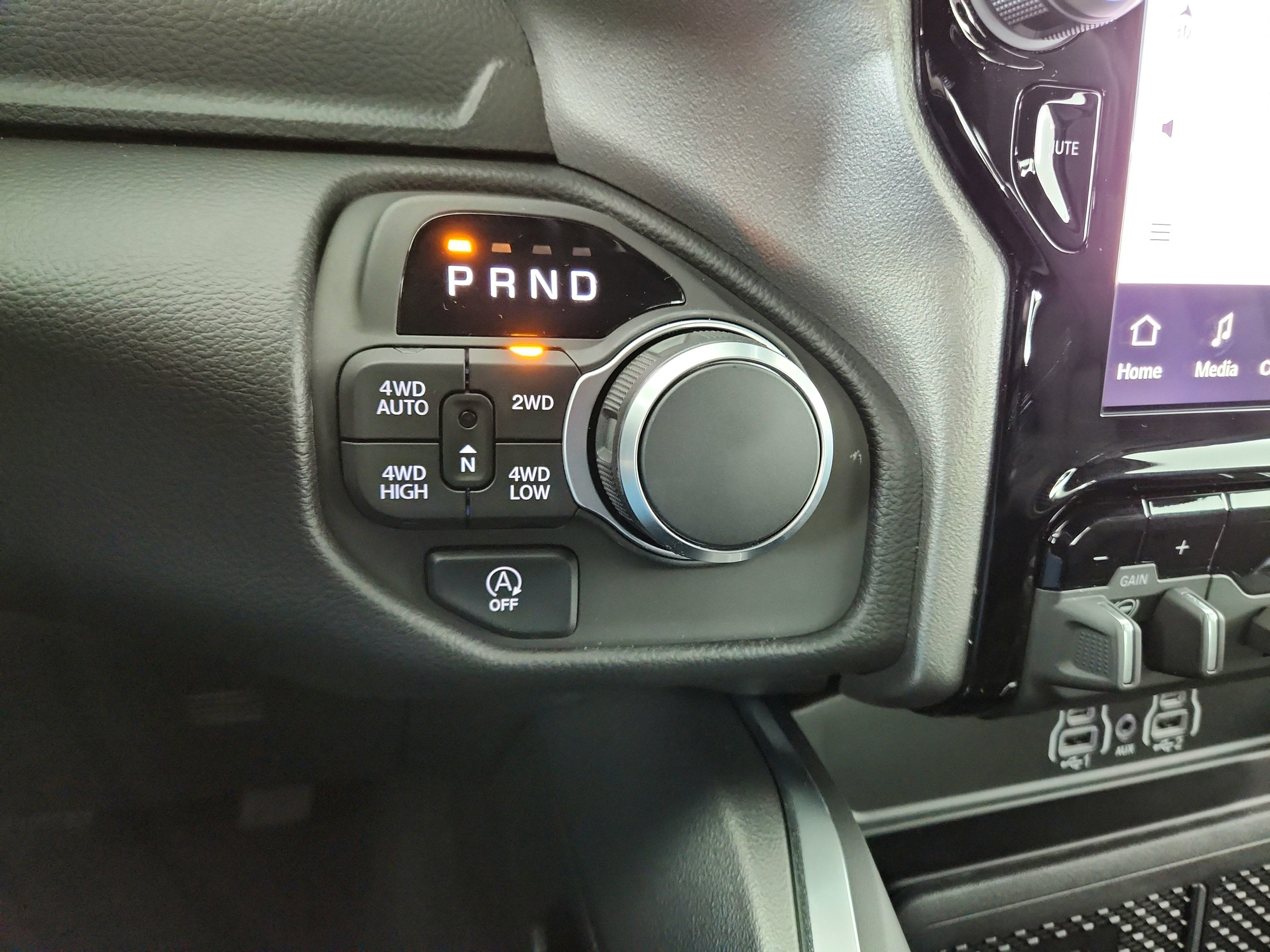 2026 RAM Ram 1500 RAM 1500 BIGHORN/LONESTAR CREW 4X4 (144.5 IN WB 5 FT 7 IN BOX)