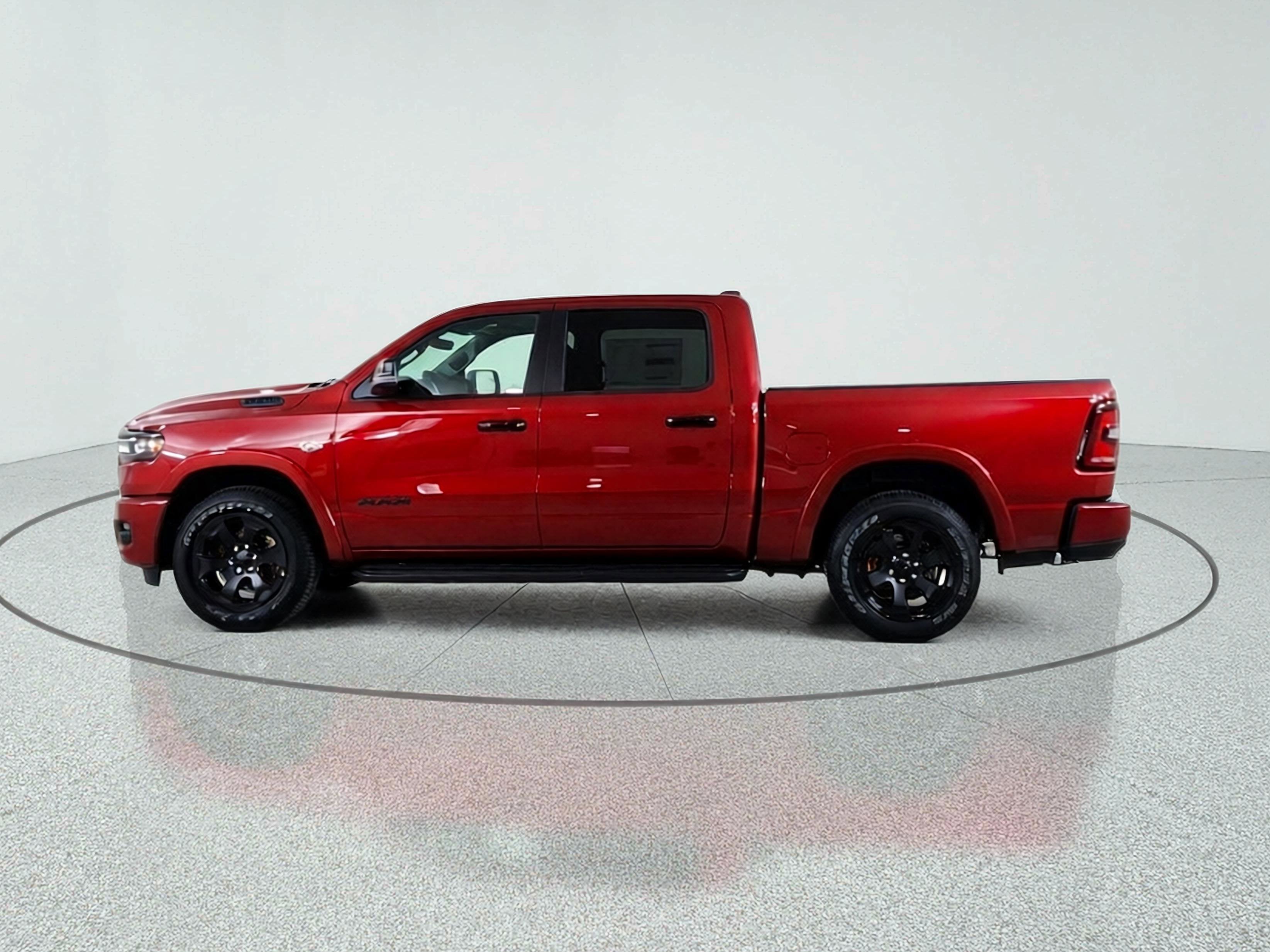 2026 RAM Ram 1500 RAM 1500 BIGHORN/LONESTAR CREW 4X4 (144.5 IN WB 5 FT 7 IN BOX)