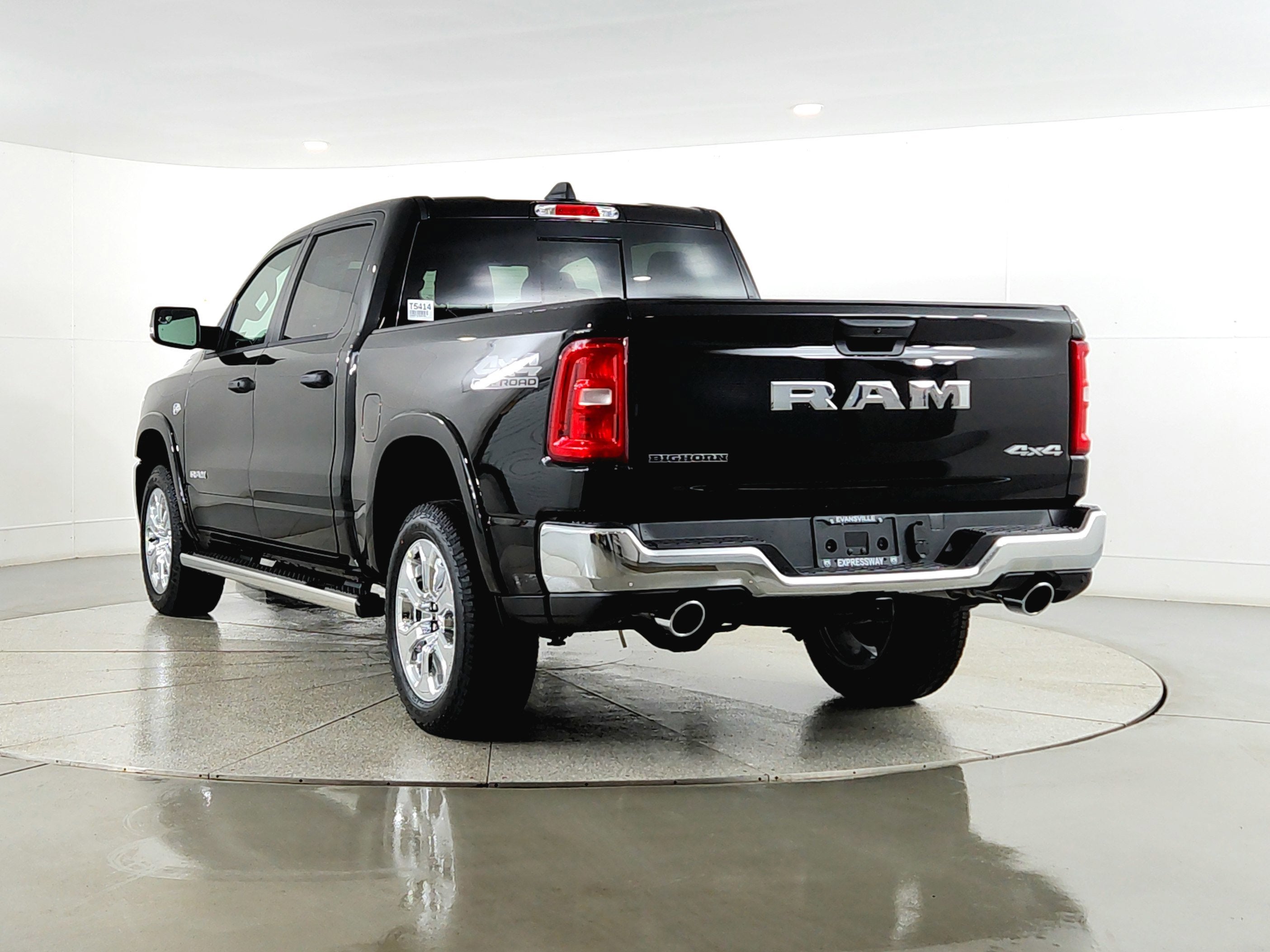 2026 RAM Ram 1500 RAM 1500 BIGHORN/LONESTAR CREW 4X4 (144.5 IN WB 5 FT 7 IN BOX)