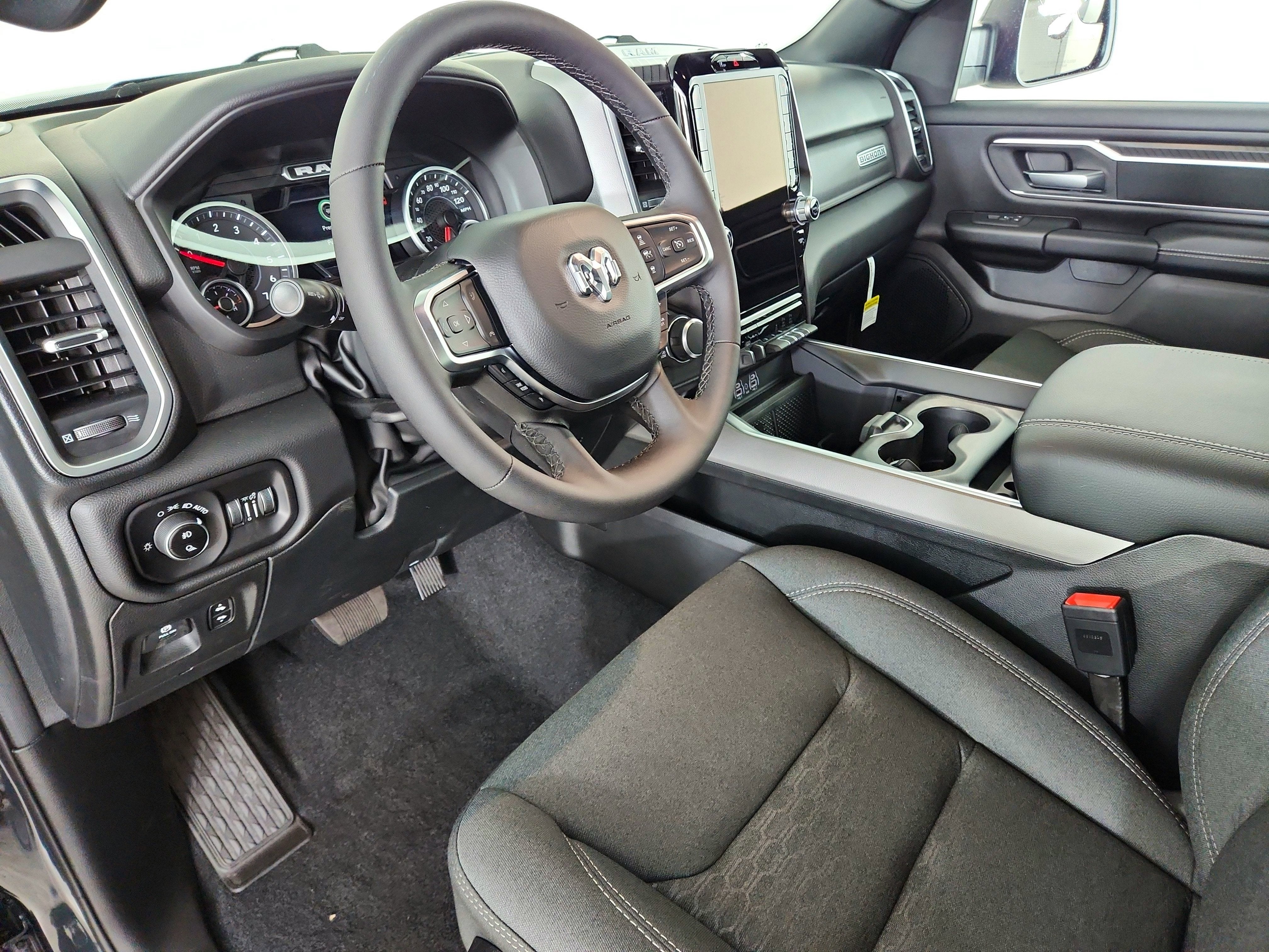 2026 RAM Ram 1500 RAM 1500 BIGHORN/LONESTAR CREW 4X4 (144.5 IN WB 5 FT 7 IN BOX)