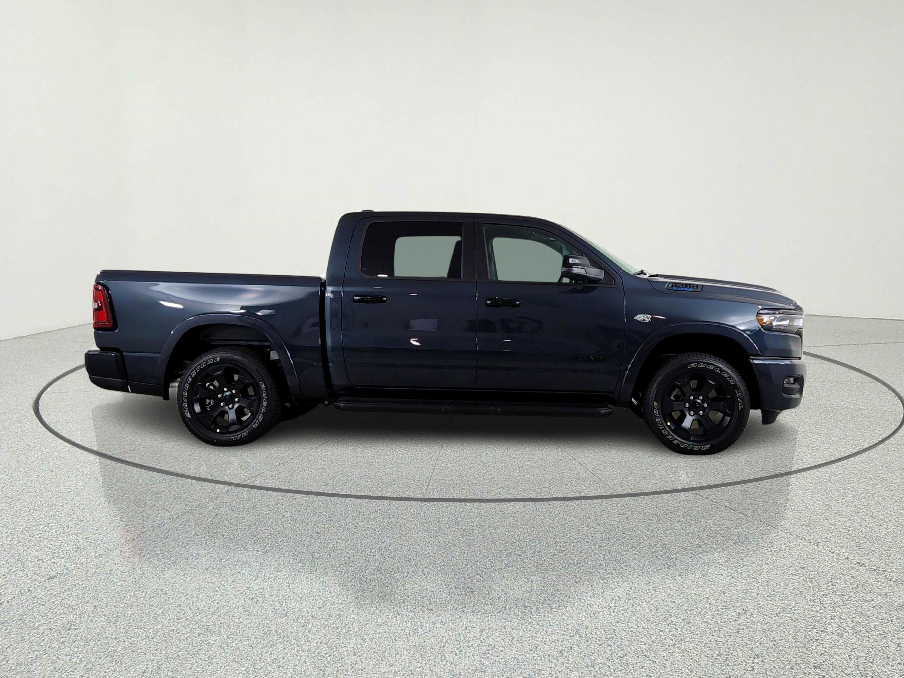 2026 RAM Ram 1500 RAM 1500 BIGHORN/LONESTAR CREW 4X4 (144.5 IN WB 5 FT 7 IN BOX)