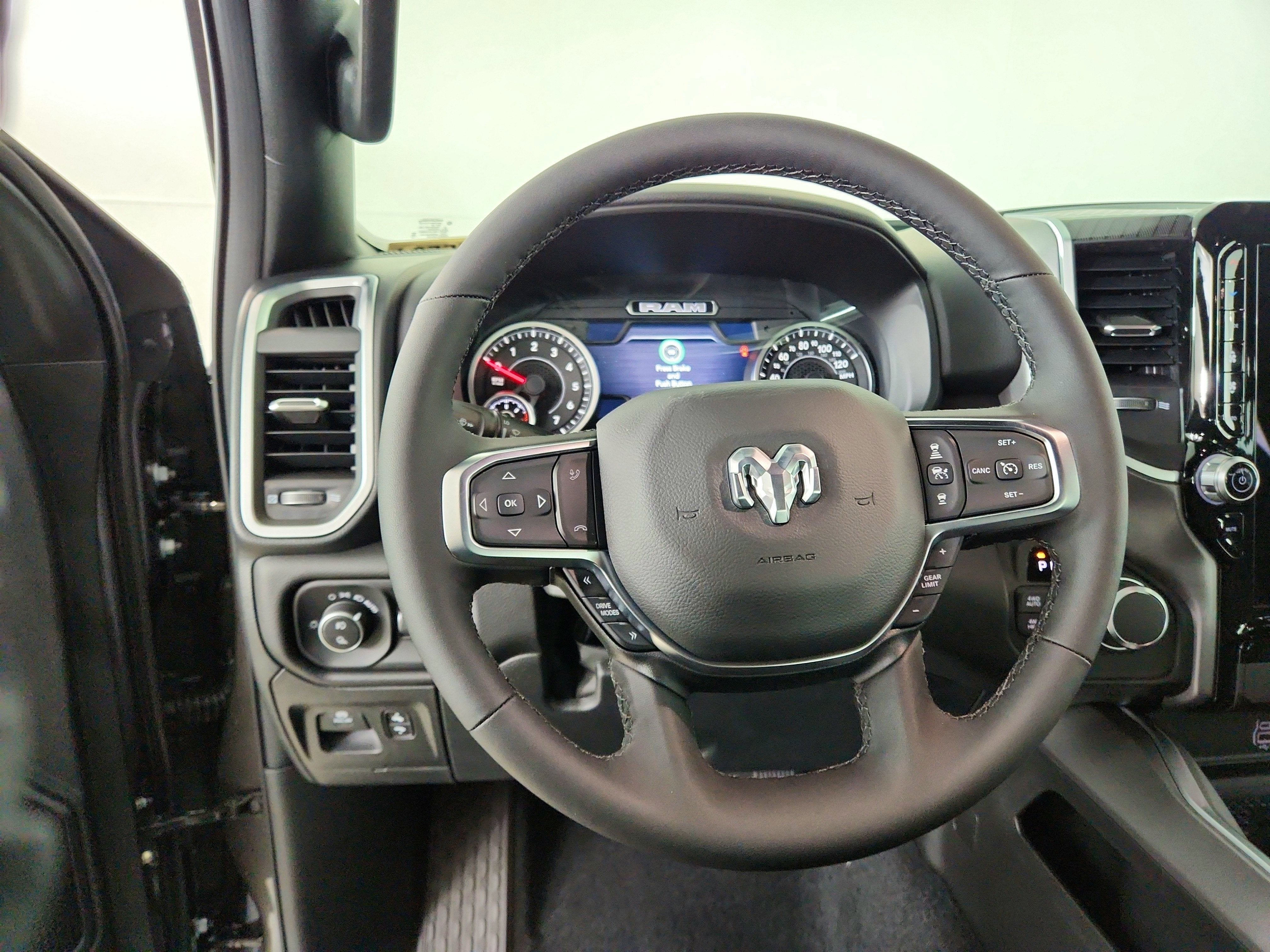 2026 RAM Ram 1500 RAM 1500 BIGHORN/LONESTAR CREW 4X4 (144.5 IN WB 5 FT 7 IN BOX)