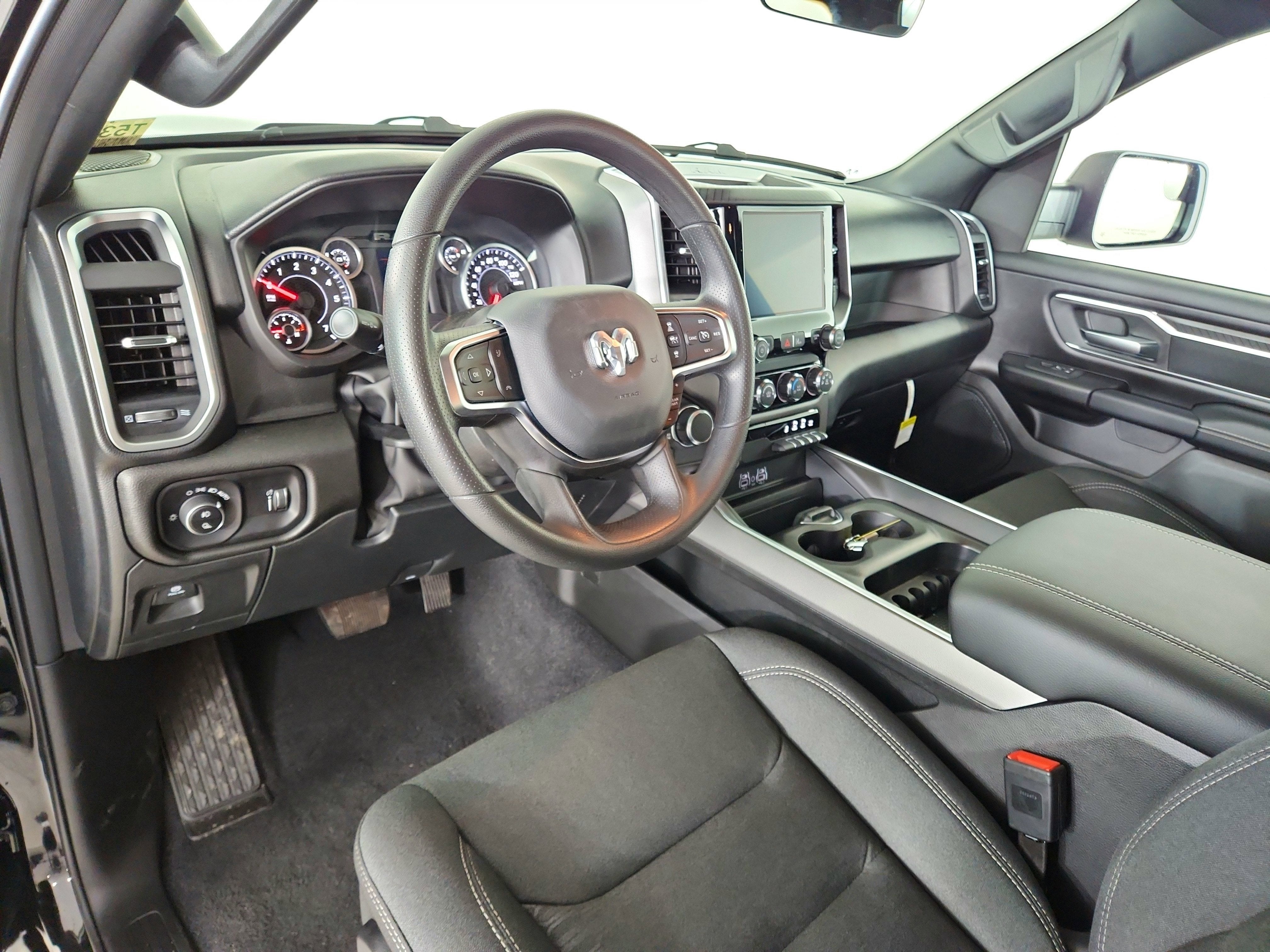 2026 RAM Ram 1500 RAM 1500 BIGHORN/LONESTAR CREW 4X4 (144.5 IN WB 5 FT 7 IN BOX)