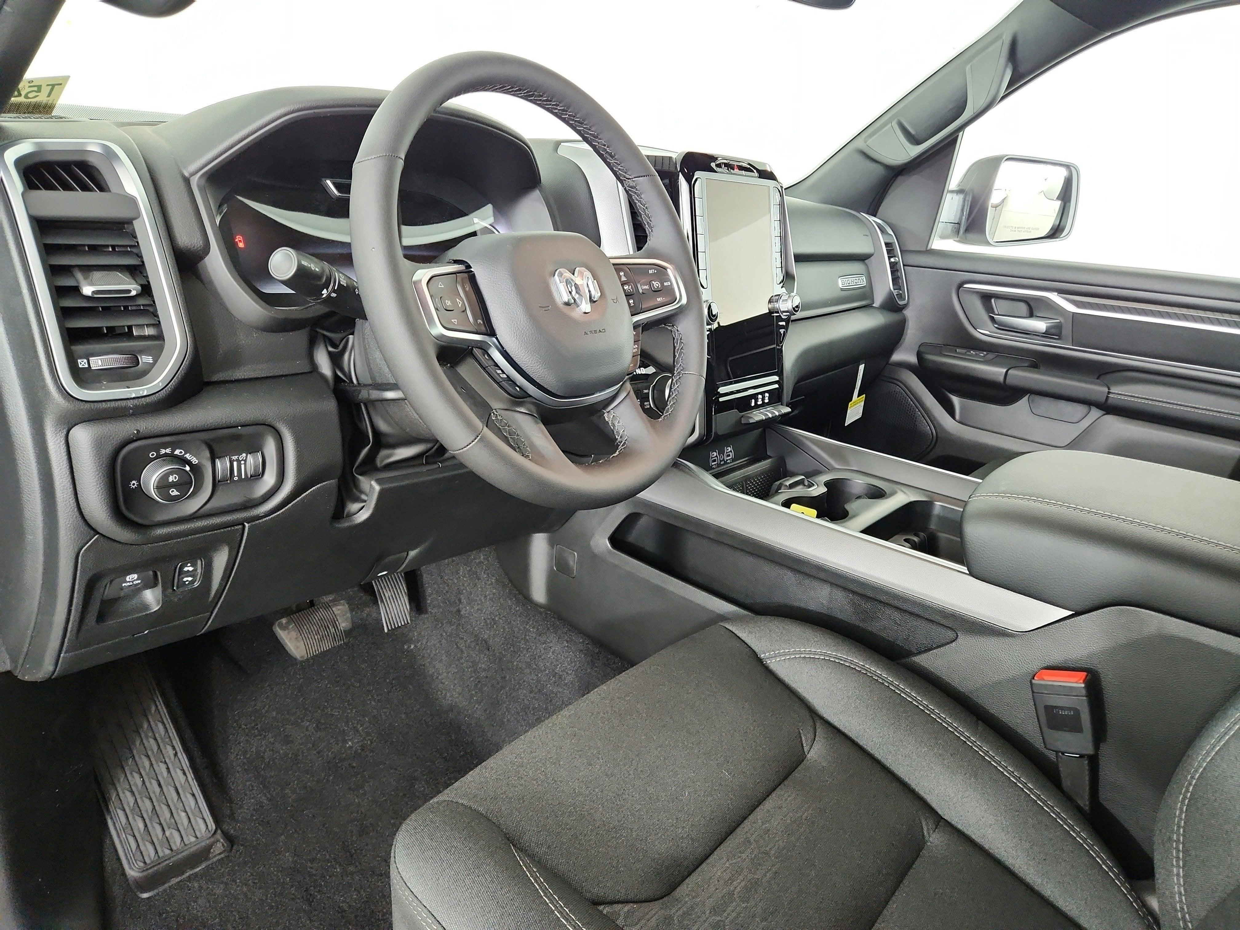 2026 RAM Ram 1500 RAM 1500 BIGHORN/LONESTAR CREW 4X4 (144.5 IN WB 5 FT 7 IN BOX)