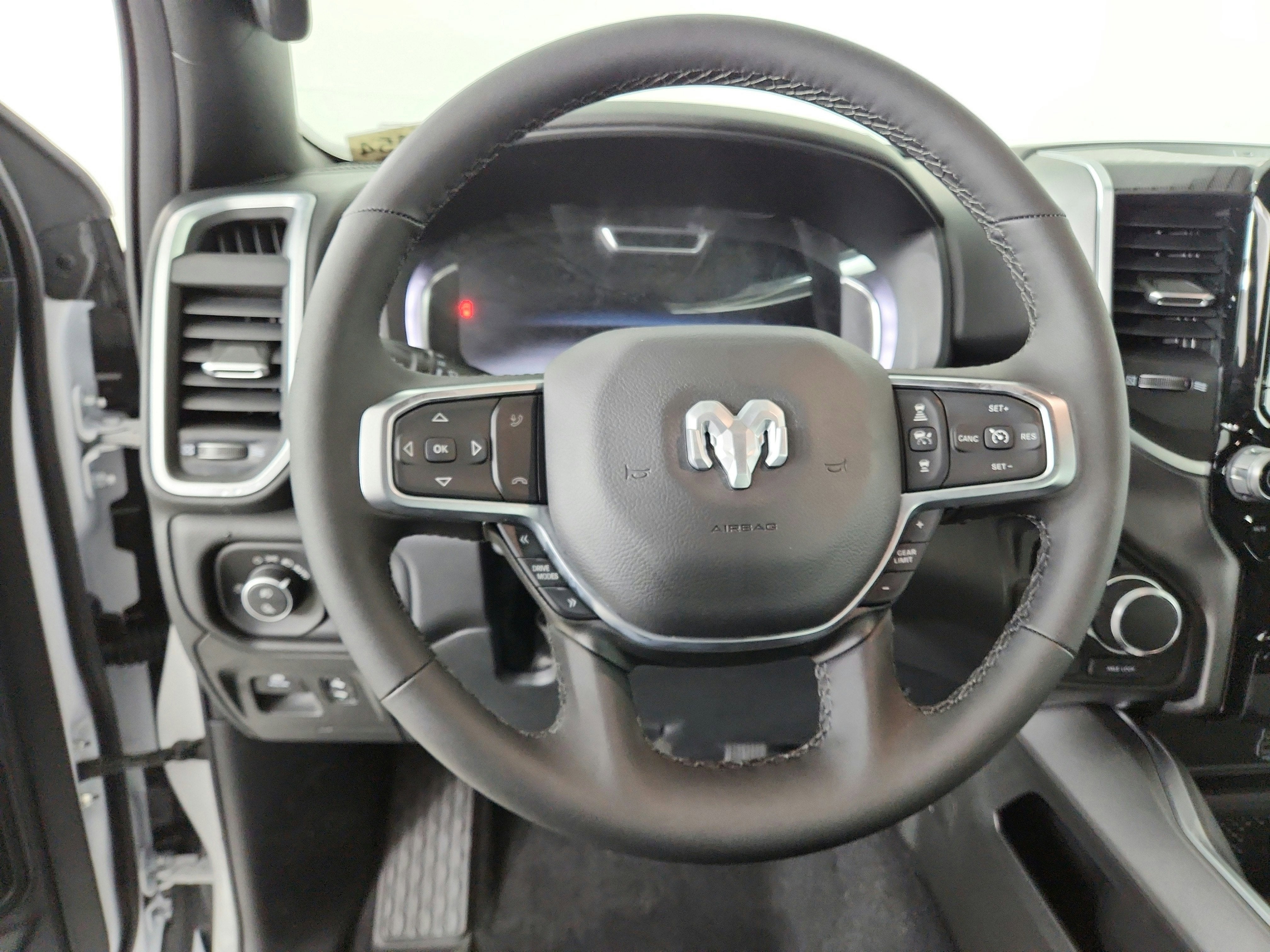 2026 RAM Ram 1500 RAM 1500 BIGHORN/LONESTAR CREW 4X4 (144.5 IN WB 5 FT 7 IN BOX)