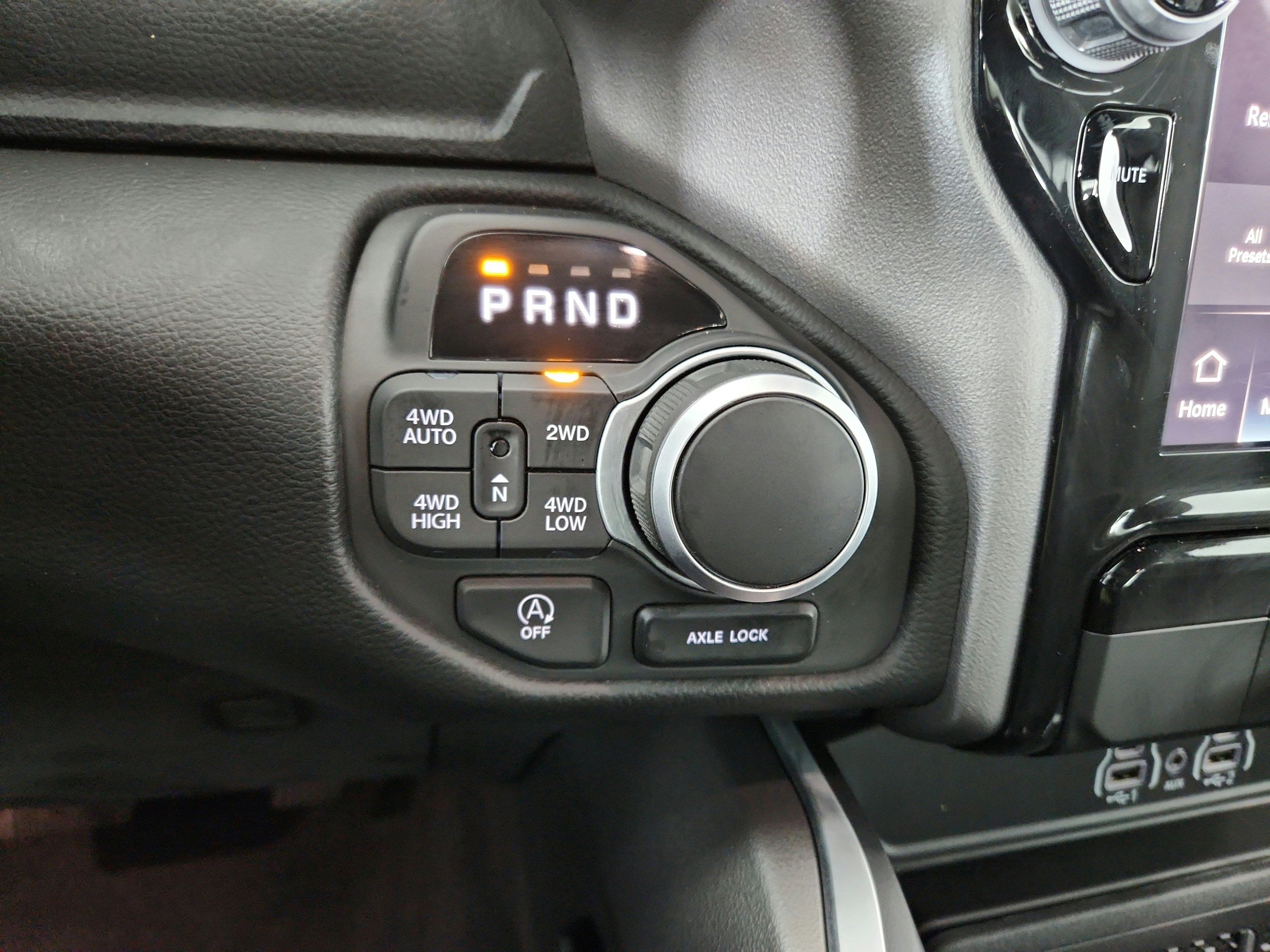 2026 RAM Ram 1500 RAM 1500 BIGHORN/LONESTAR CREW 4X4 (144.5 IN WB 5 FT 7 IN BOX)