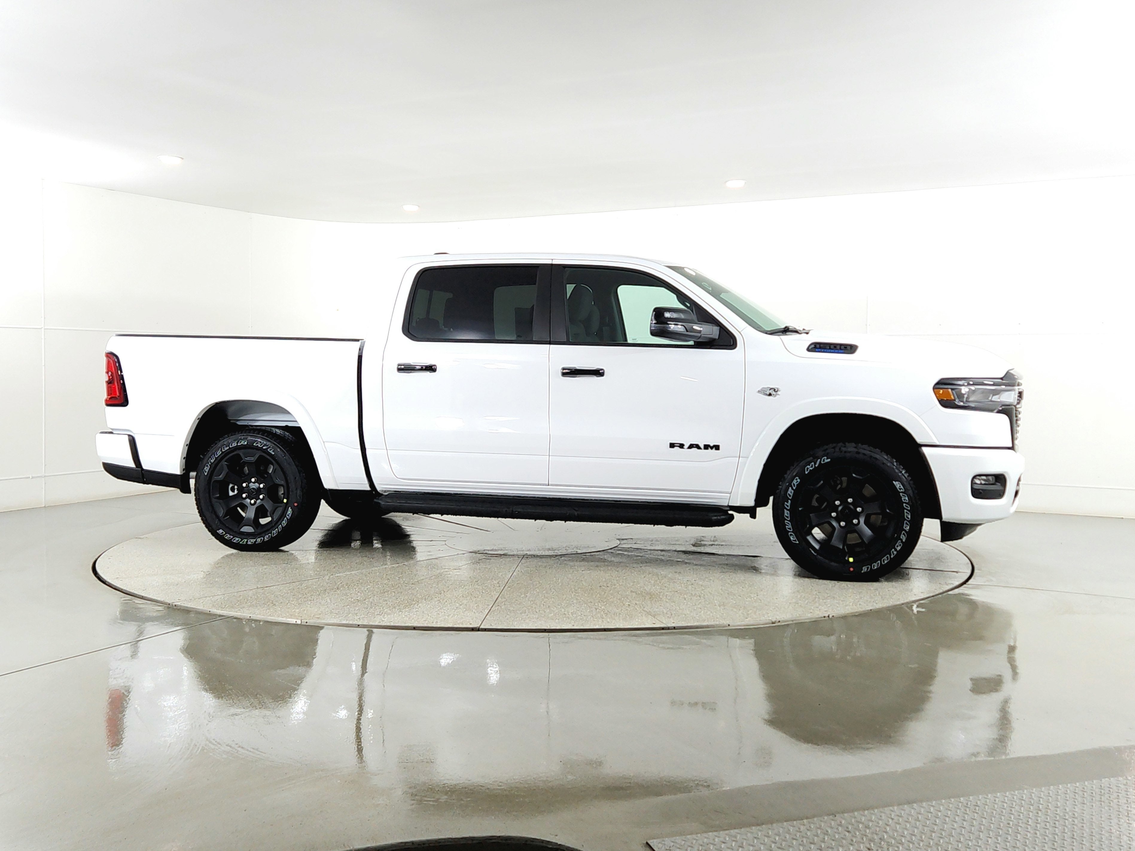 2026 RAM Ram 1500 RAM 1500 BIGHORN/LONESTAR CREW 4X4 (144.5 IN WB 5 FT 7 IN BOX)