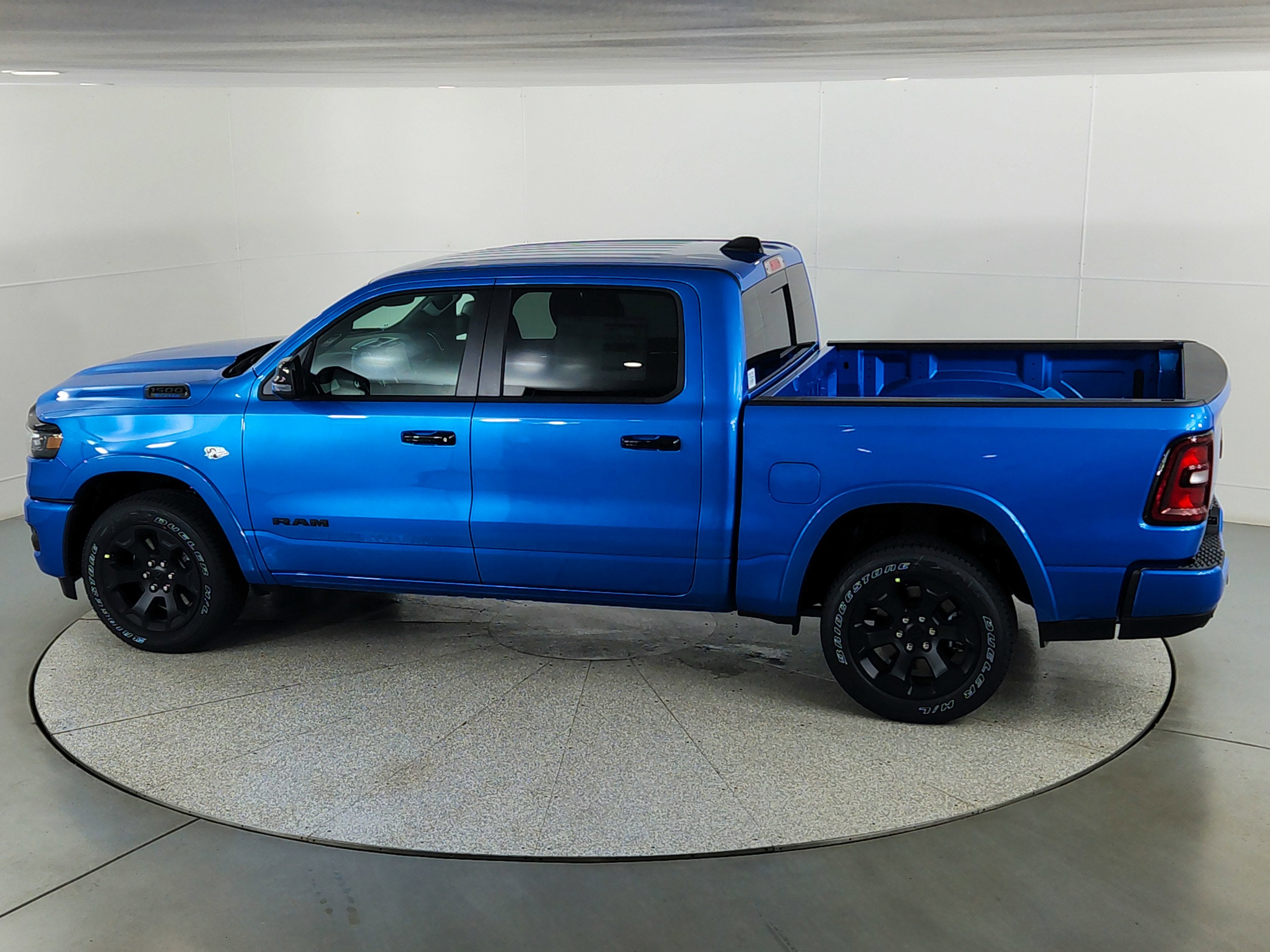 2026 RAM Ram 1500 RAM 1500 BIGHORN/LONESTAR CREW 4X4 (144.5 IN WB 5 FT 7 IN BOX)