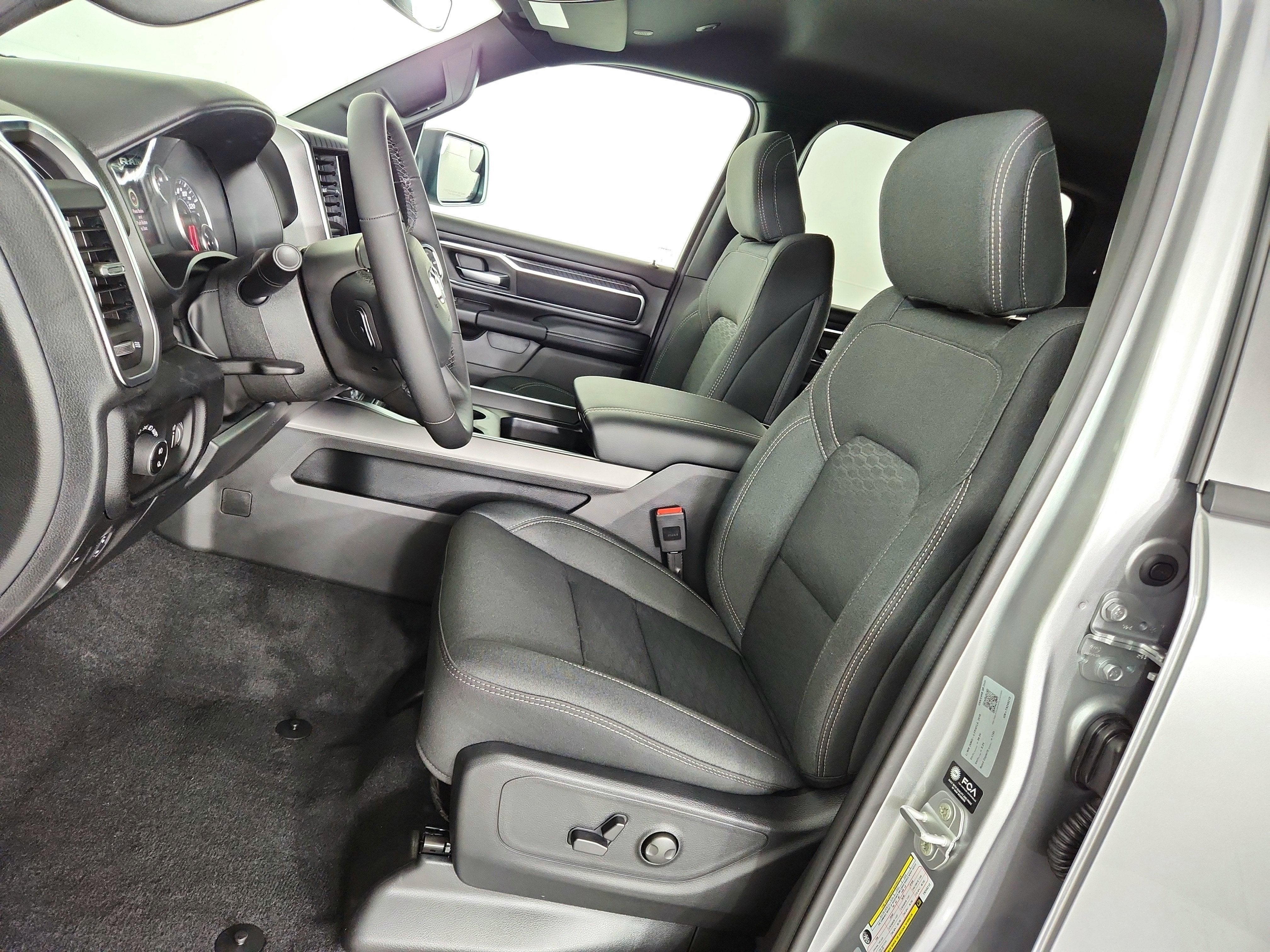 2026 RAM Ram 1500 RAM 1500 BIGHORN/LONESTAR CREW 4X4 (144.5 IN WB 5 FT 7 IN BOX)