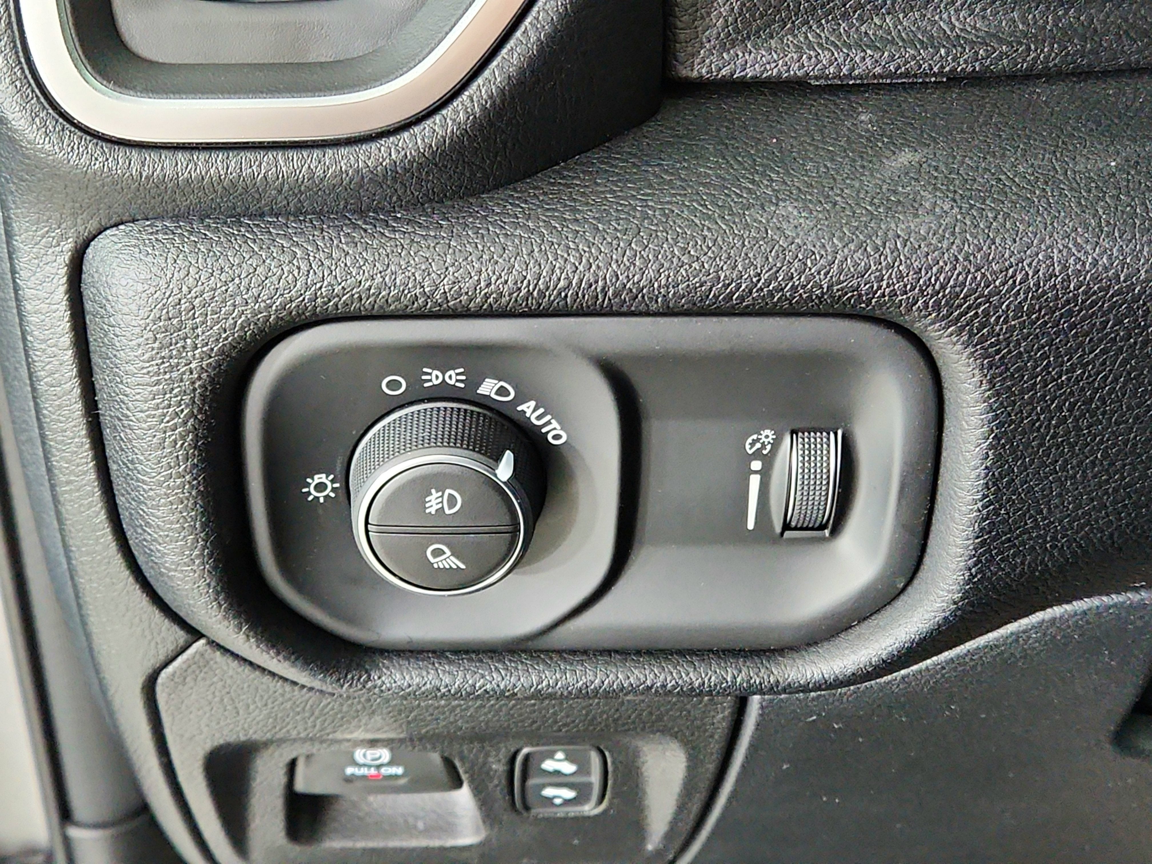 2026 RAM Ram 1500 RAM 1500 BIGHORN/LONESTAR CREW 4X4 (144.5 IN WB 5 FT 7 IN BOX)