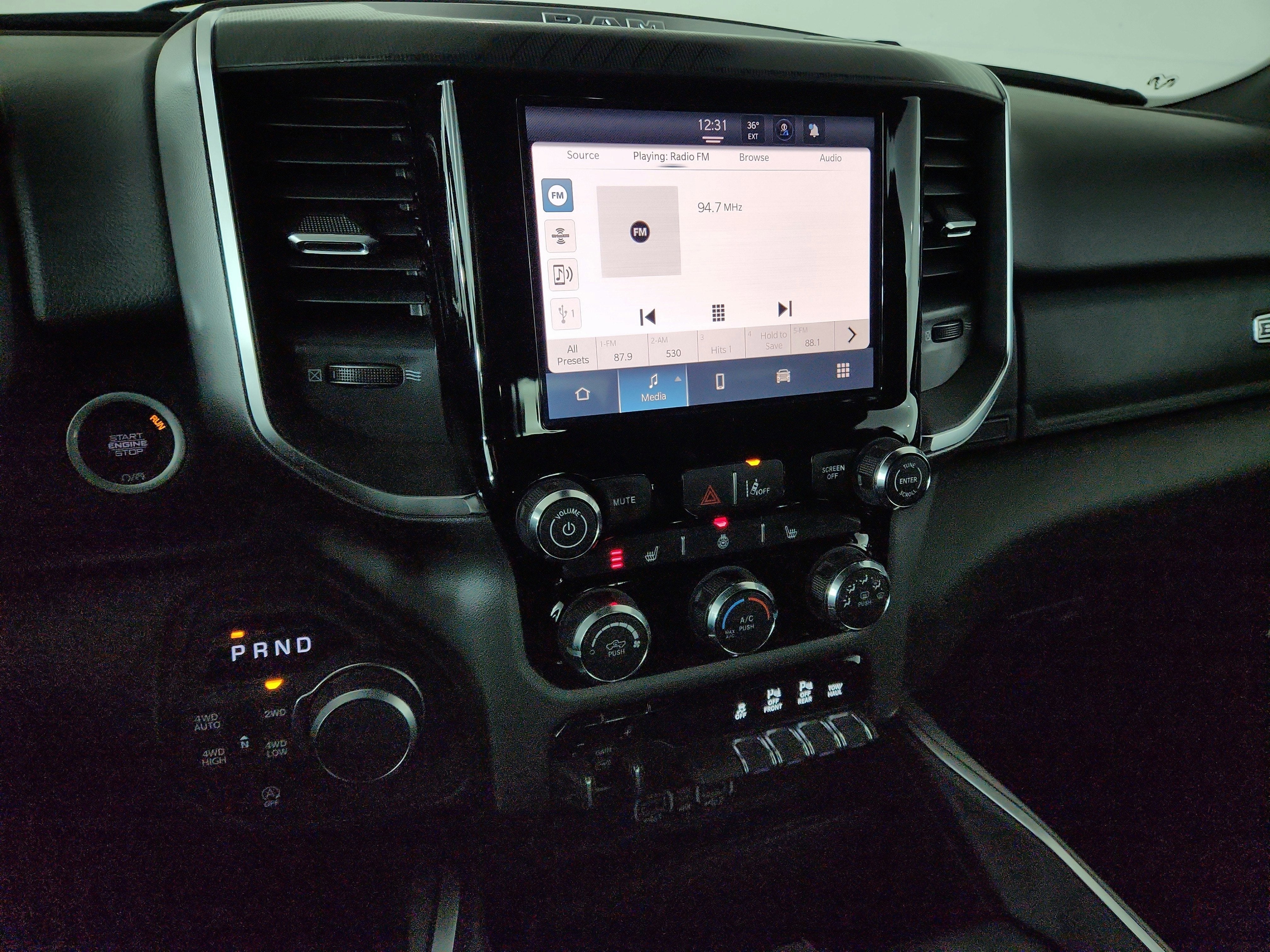 2026 RAM Ram 1500 RAM 1500 BIGHORN/LONESTAR CREW 4X4 (144.5 IN WB 5 FT 7 IN BOX)