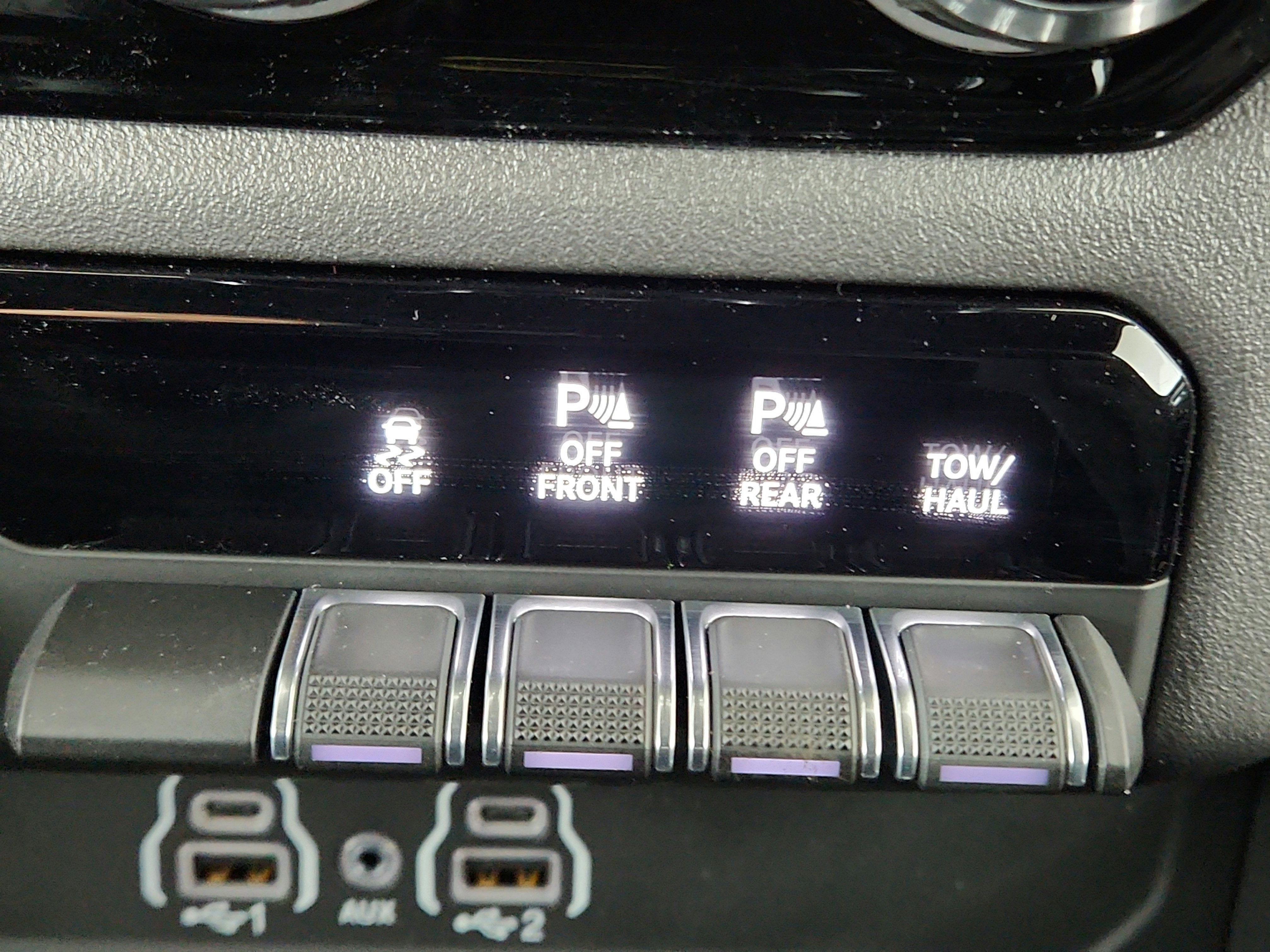 2026 RAM Ram 1500 RAM 1500 BIGHORN/LONESTAR CREW 4X4 (144.5 IN WB 5 FT 7 IN BOX)