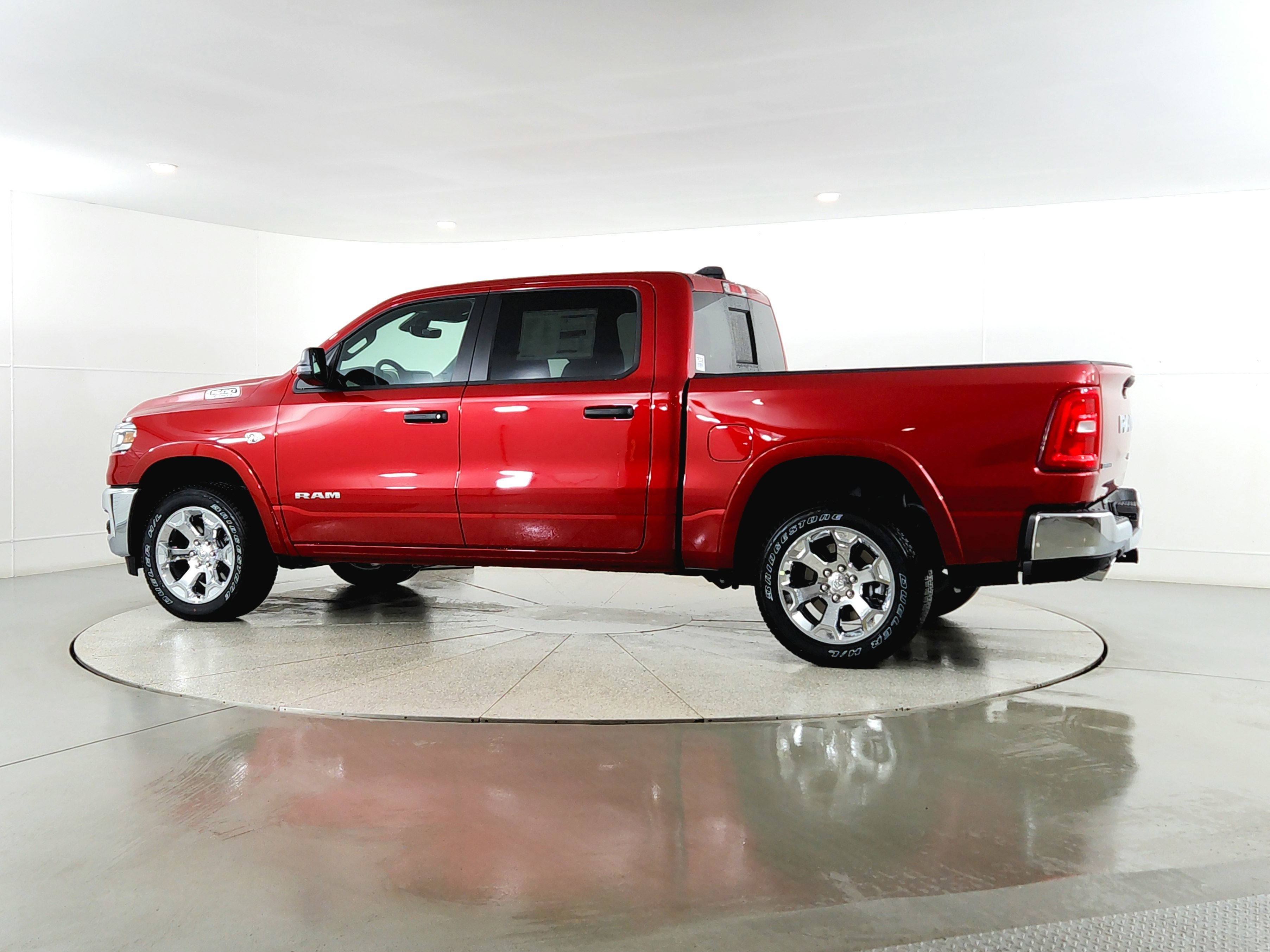 2026 RAM Ram 1500 RAM 1500 BIGHORN/LONESTAR CREW 4X4 (144.5 IN WB 5 FT 7 IN BOX)